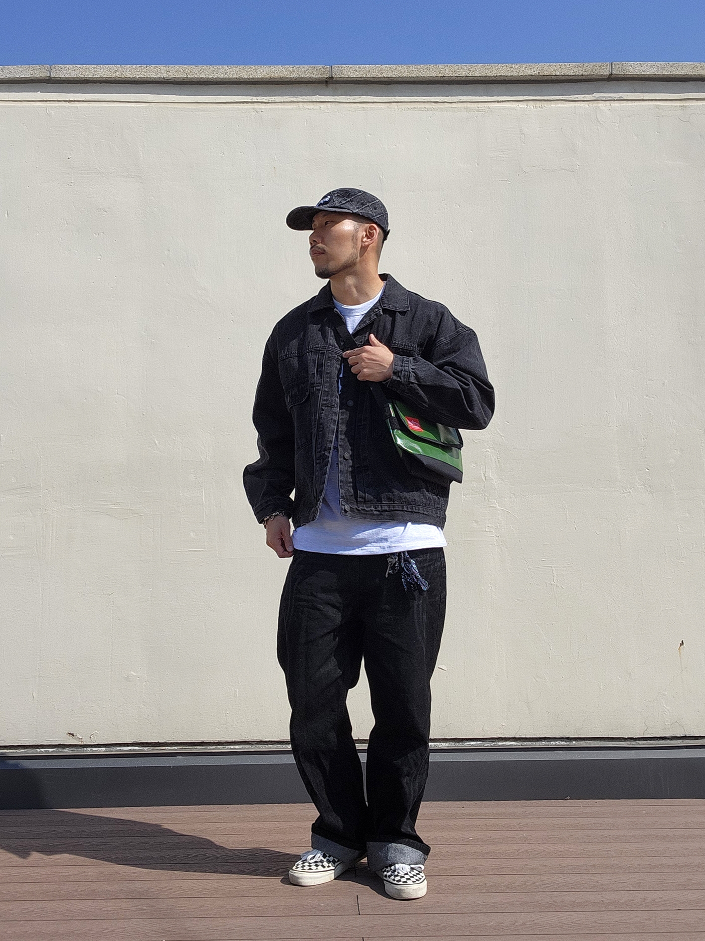 Supreme Punched Denim Camp Cap Black - 23FW 착용 스타일 - 2