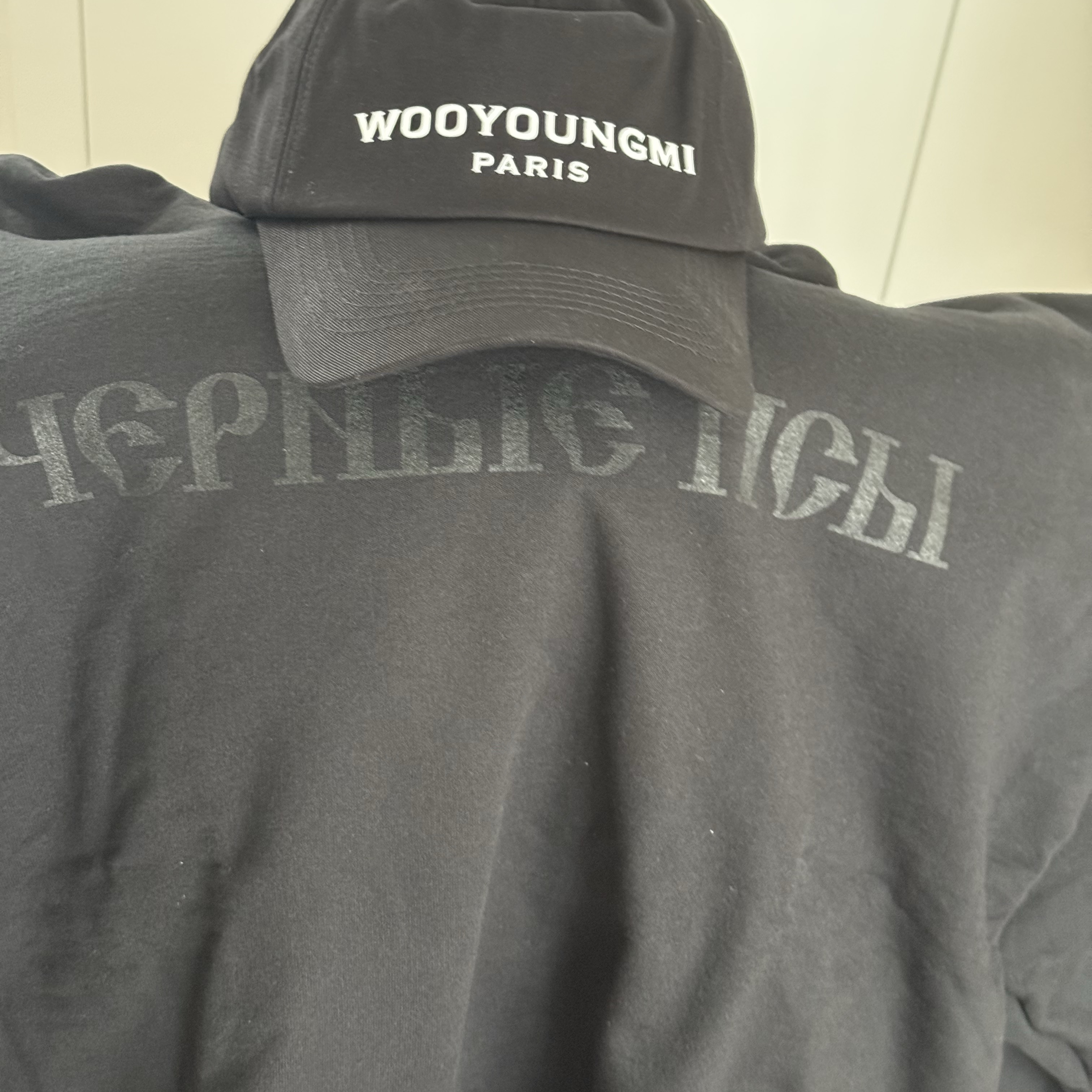 Wooyoungmi Silicone Logo Ball Cap Black - 24FW 착용 스타일