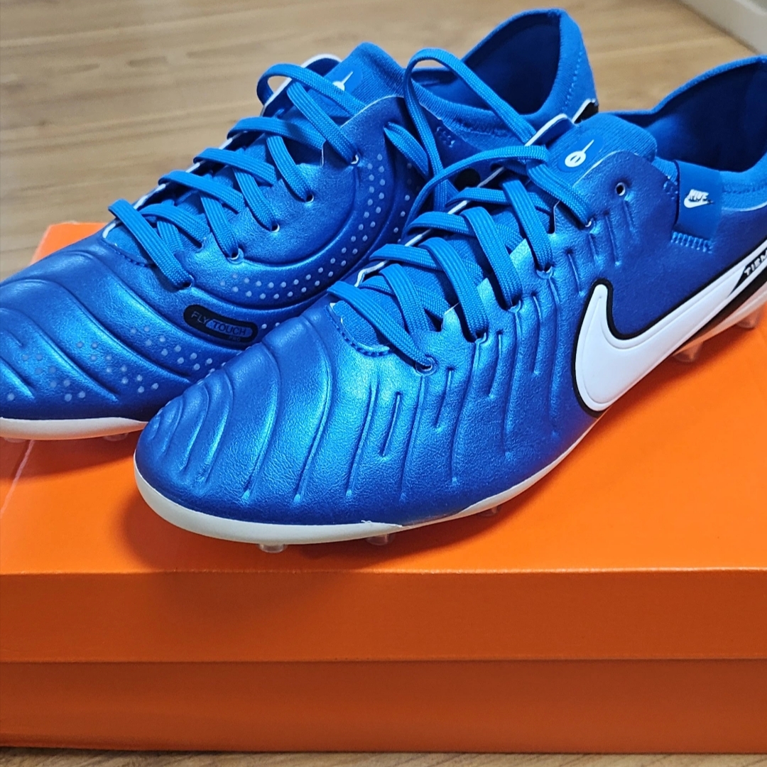 Nike Tiempo Legend 10 Pro AG Soar White 착용 스타일
