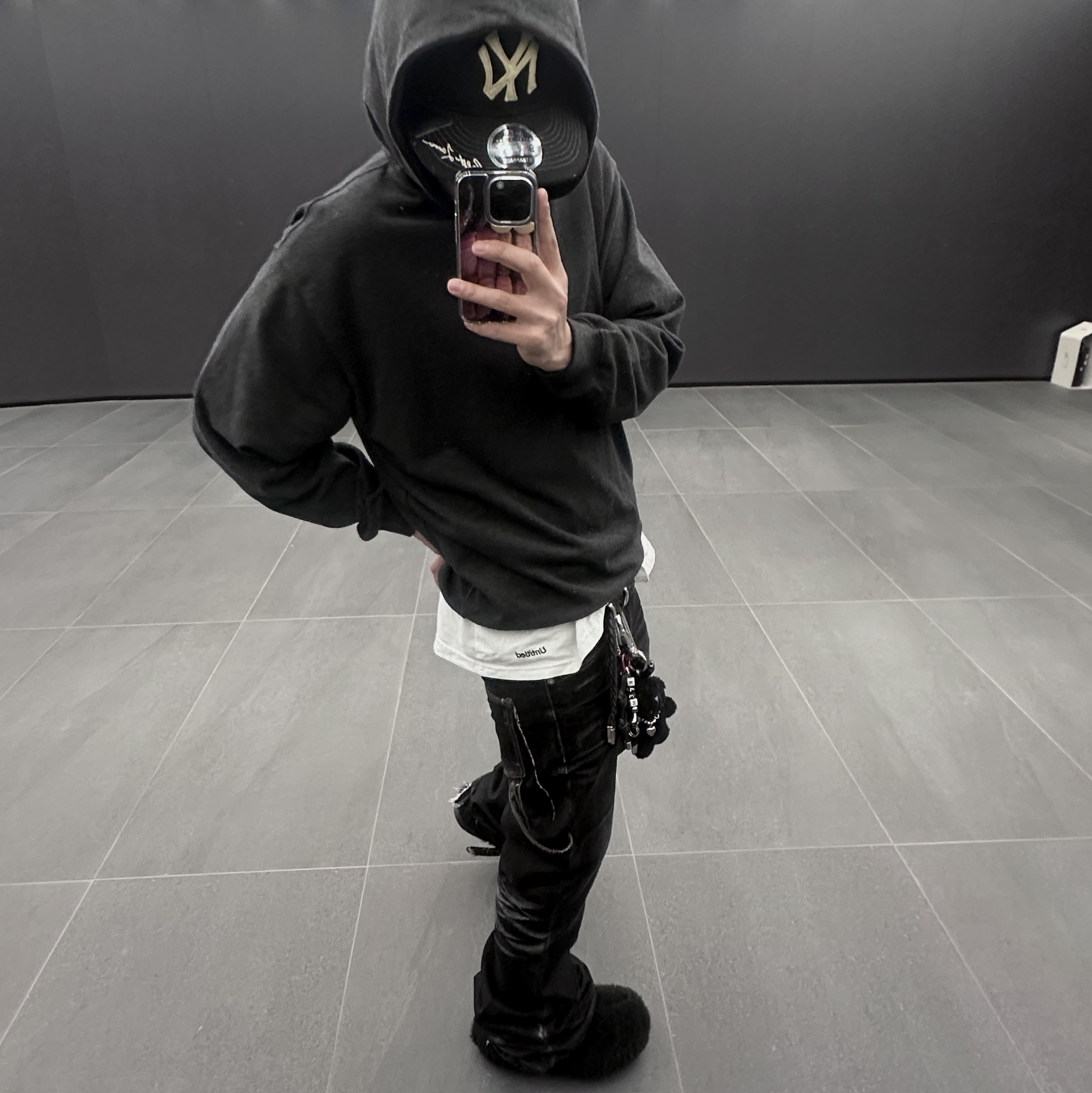 New Era MLB x Ralph Lauren New York Yankees Retro Crown 9Fifty Strapback Black 착용 스타일