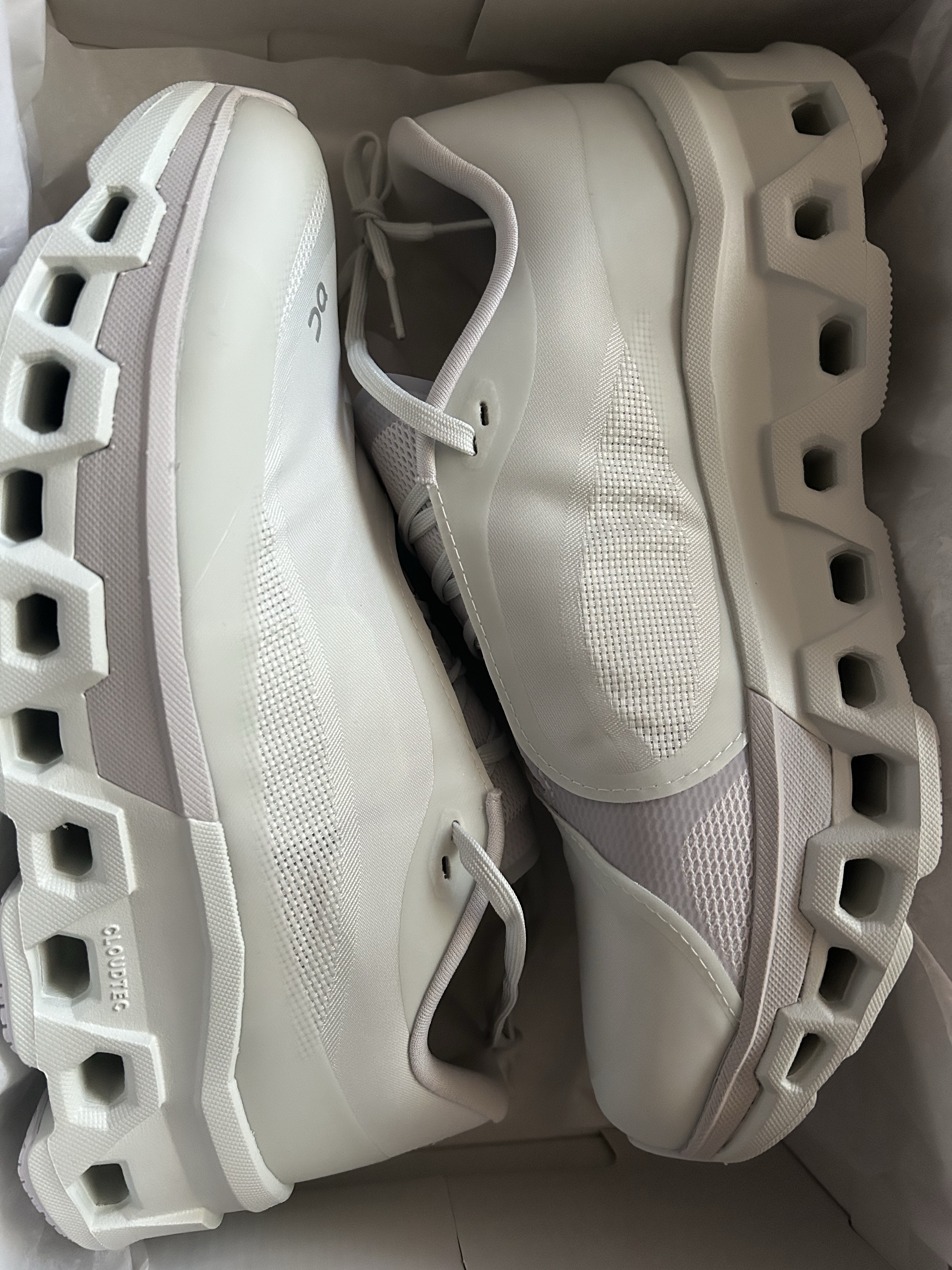 On Running x Post Archive Faction (Paf) Cloudmonster 2 Black Magnet, On Running x Post Archive Faction (Paf) Cloudmonster 2 Vapor Frost 착용 스타일 - 2