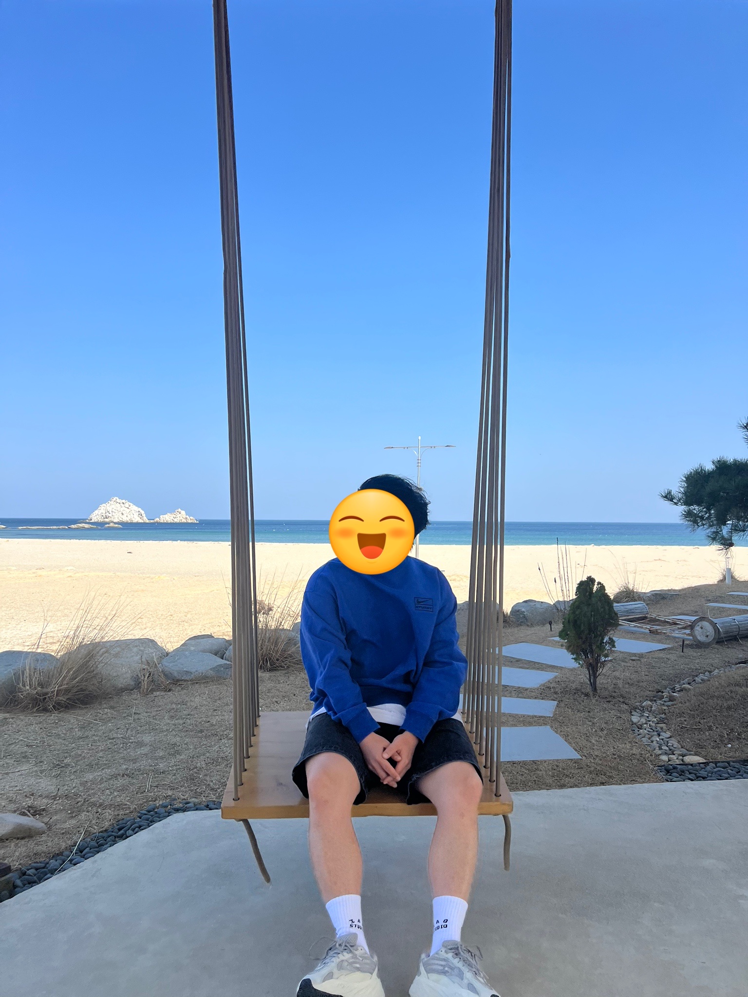 아디다스 이지 부스트 700 V2 스태틱 2022, 아디다스 이지 부스트 700 V2 스태틱 2018 착용 스타일 - 1