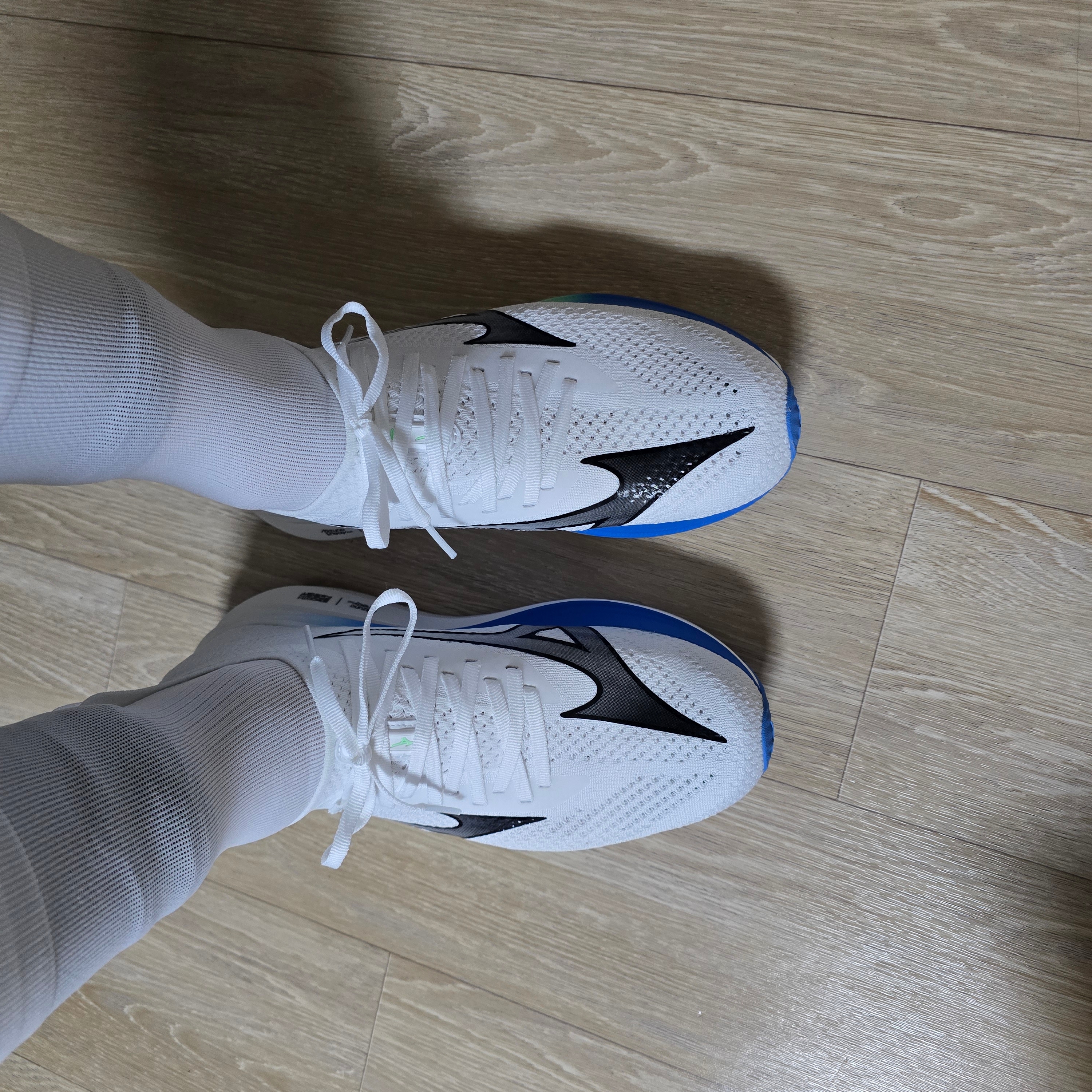 Mizuno Neo Zen White Black 착용 스타일