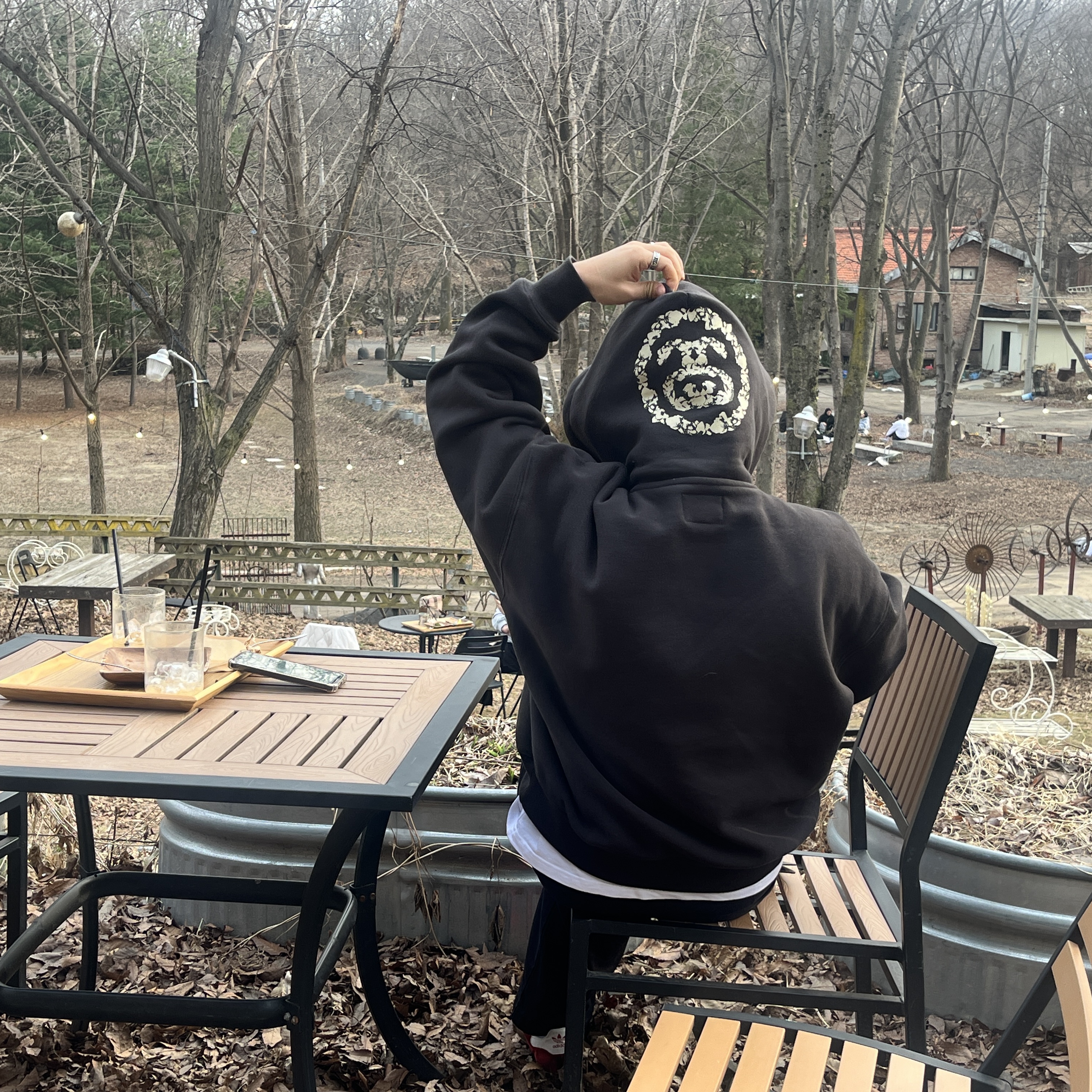 Stussy x Denim Tears Graphic Hoodie Black 착용 스타일