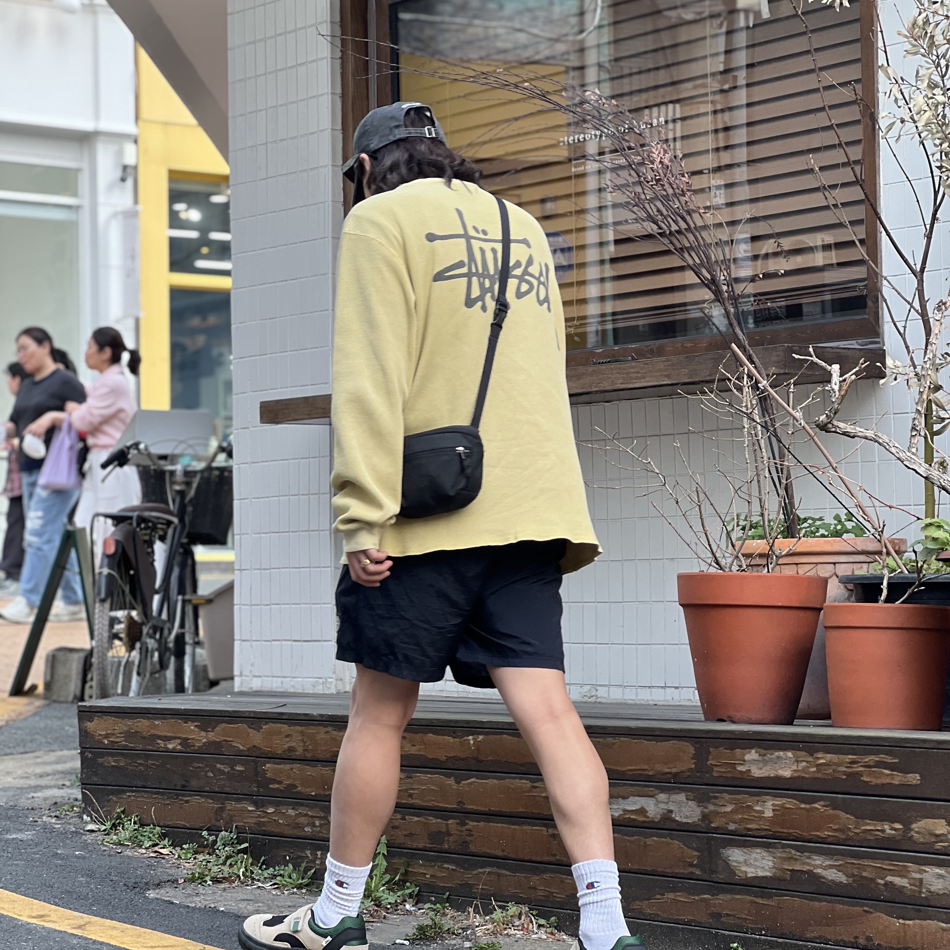 Supreme Pigment S Logo 6-Panel Black - 24FW, Stussy Basic Stock Thermal LS T-Shirt Dusty Yellow 착용 스타일