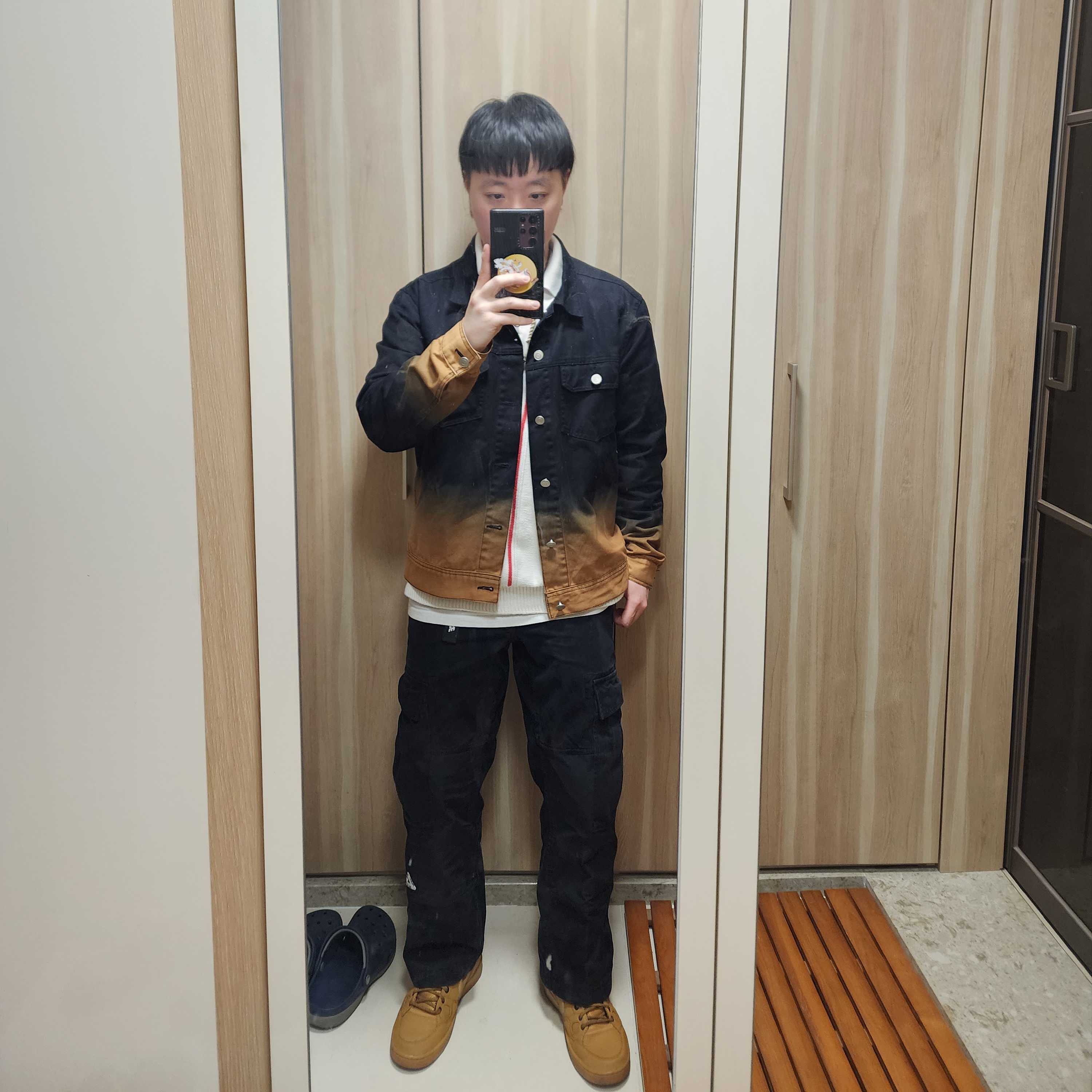 Palace 2 Tone Belter Trousers Black - 22FW 착용 스타일