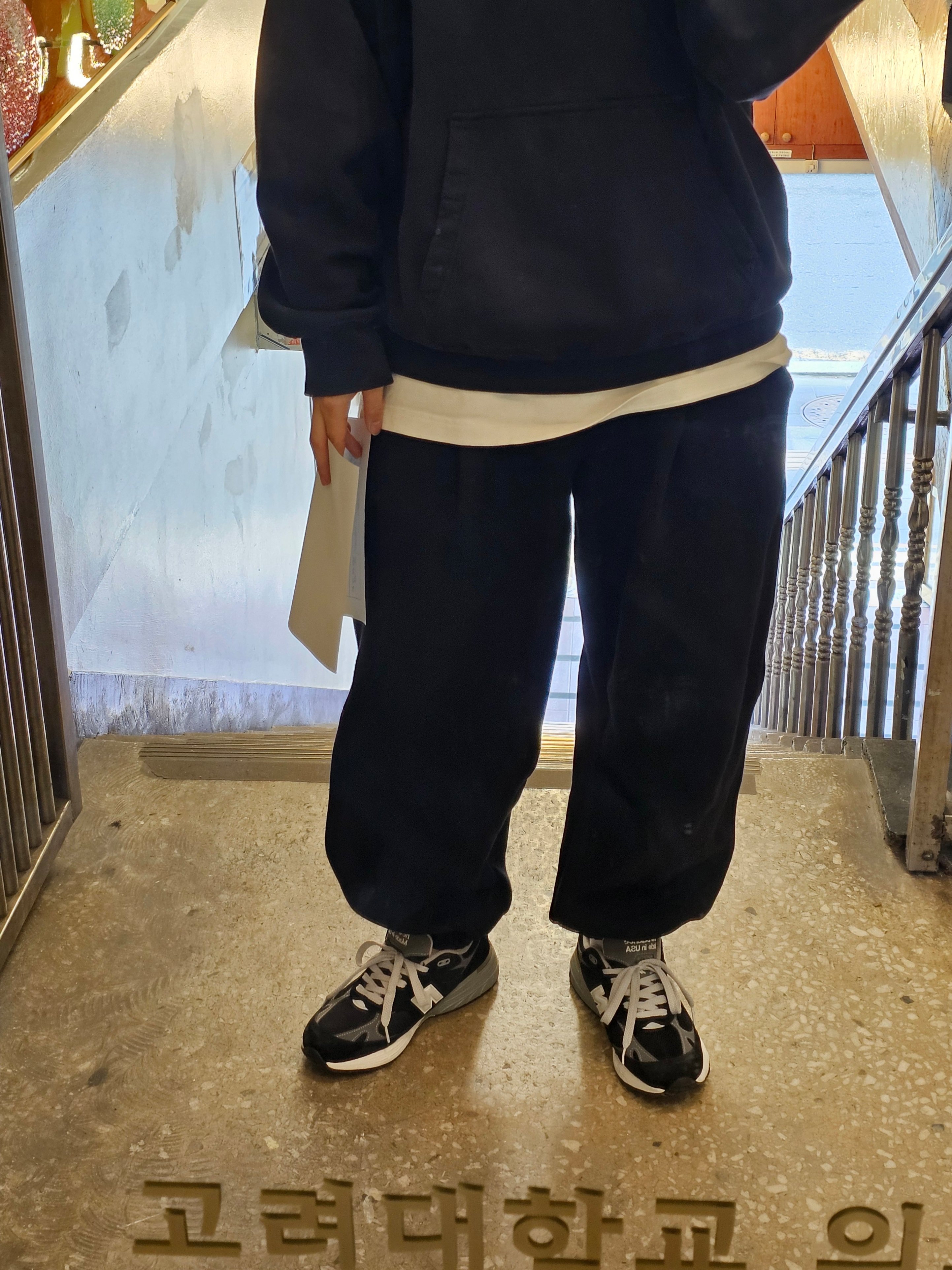 New Balance 993 Made in USA Black - D Standard, Undermycar Mu.03 Anti Fxxking Logo Play Oversized Sweat Jogger Black 착용 스타일