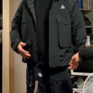 Nike ACG Primaloft Skull Peak Storm-Fit Jacket Black Anthracite - Asia, Nike ACG Smith Summit Cargo Pants Black Anthracite - Asia 착용 스타일