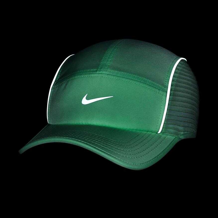 Nike Dri-Fit ADV Fly Unstructured AeroBill AeroAdapt Cap Vapor Green, Nike Dri-Fit ADV Fly Unstructured AeroBill AeroAdapt Cap Black 착용 스타일