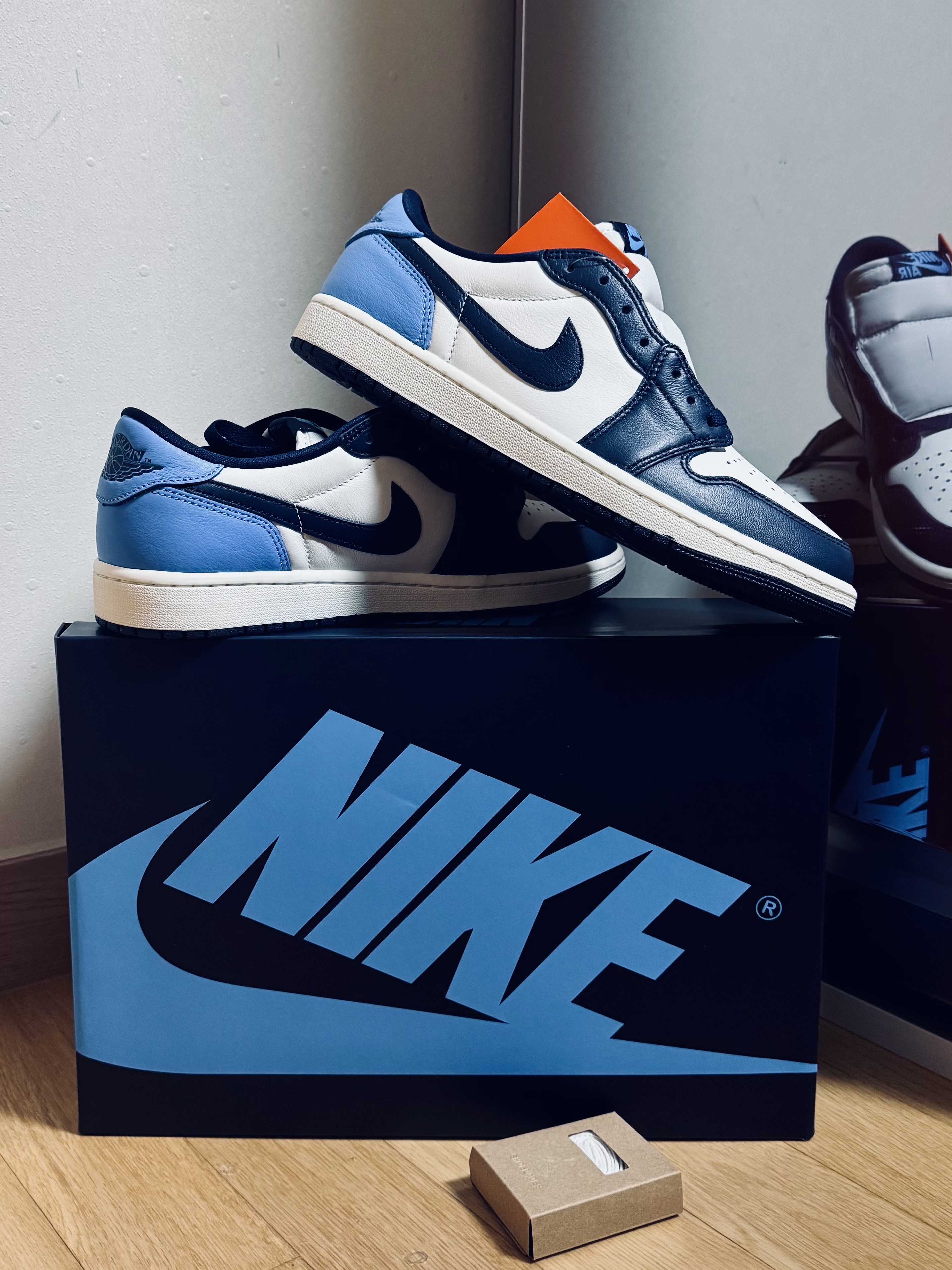Jordan 1 Low Obsidian 착용 스타일