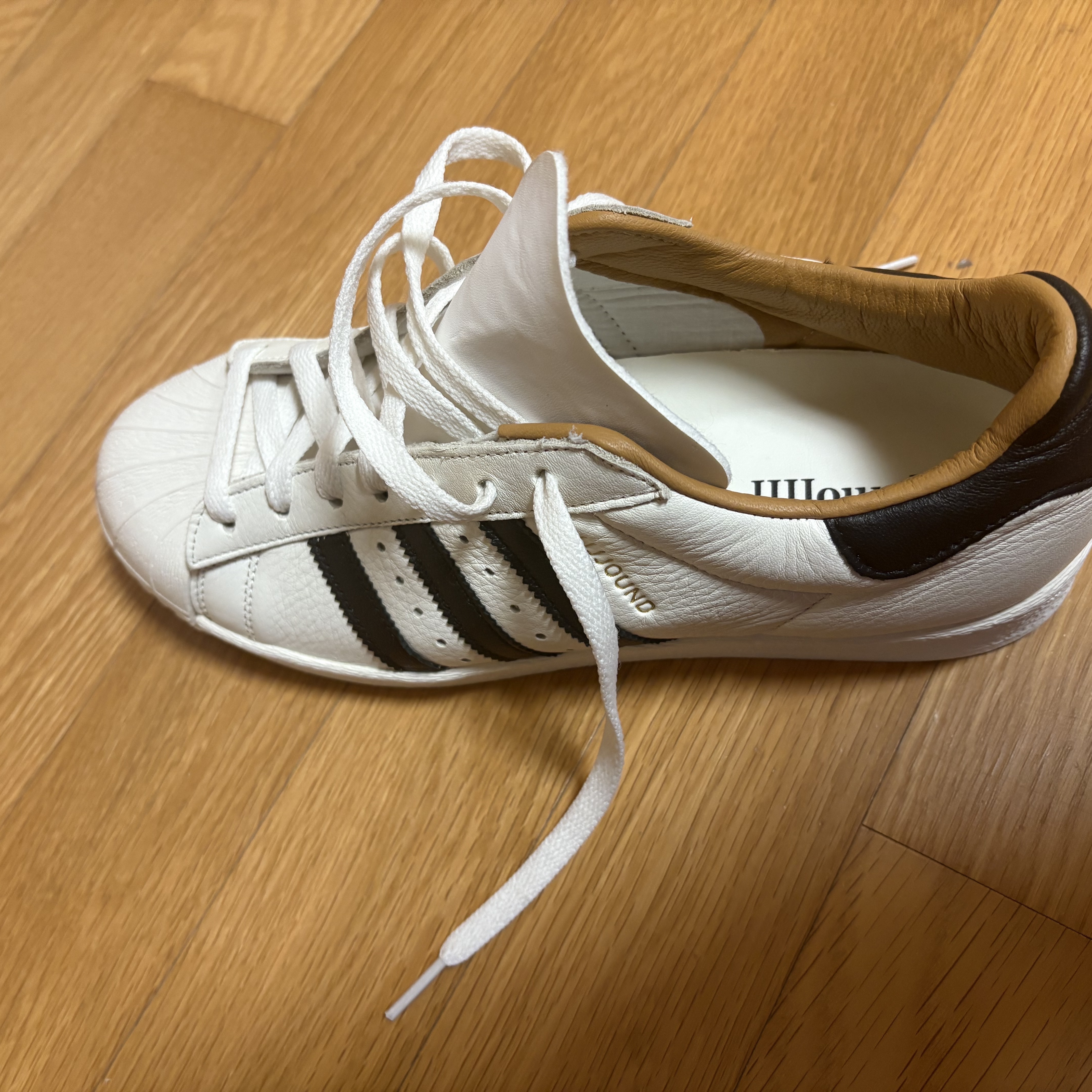 Adidas x JJJJound Superstar 82 Made in Germany Off White Core Black 착용 스타일