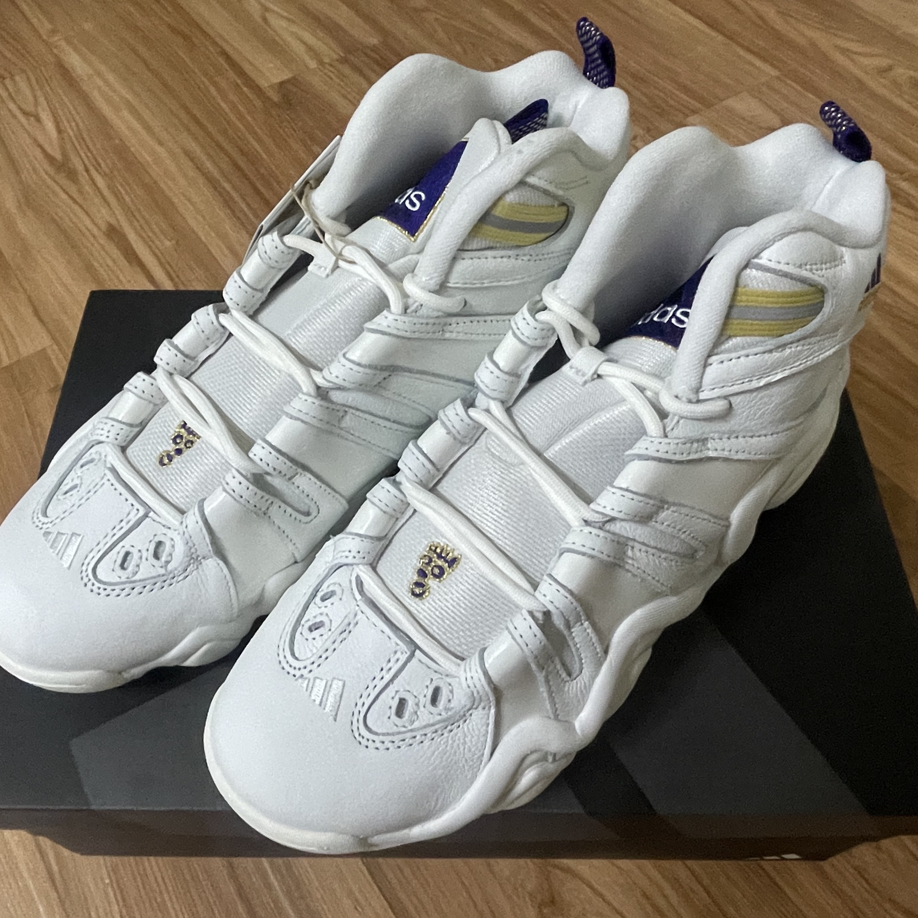 Adidas Crazy 8 Black White 착용 스타일 - 4