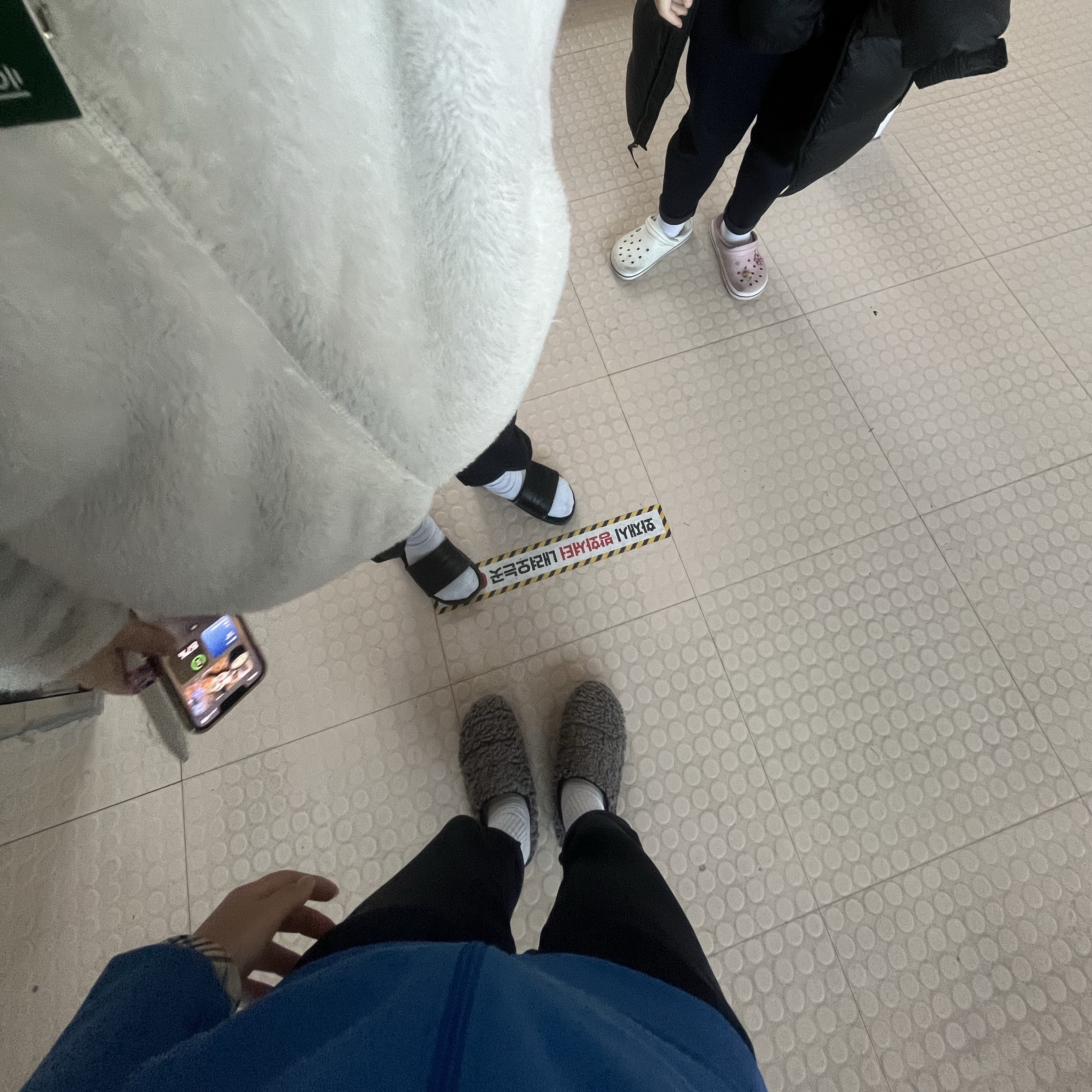 Nike Air Force 1 '07 Low White, Nike SB Dunk Low Pro Wheat 2023 착용 스타일 - 2