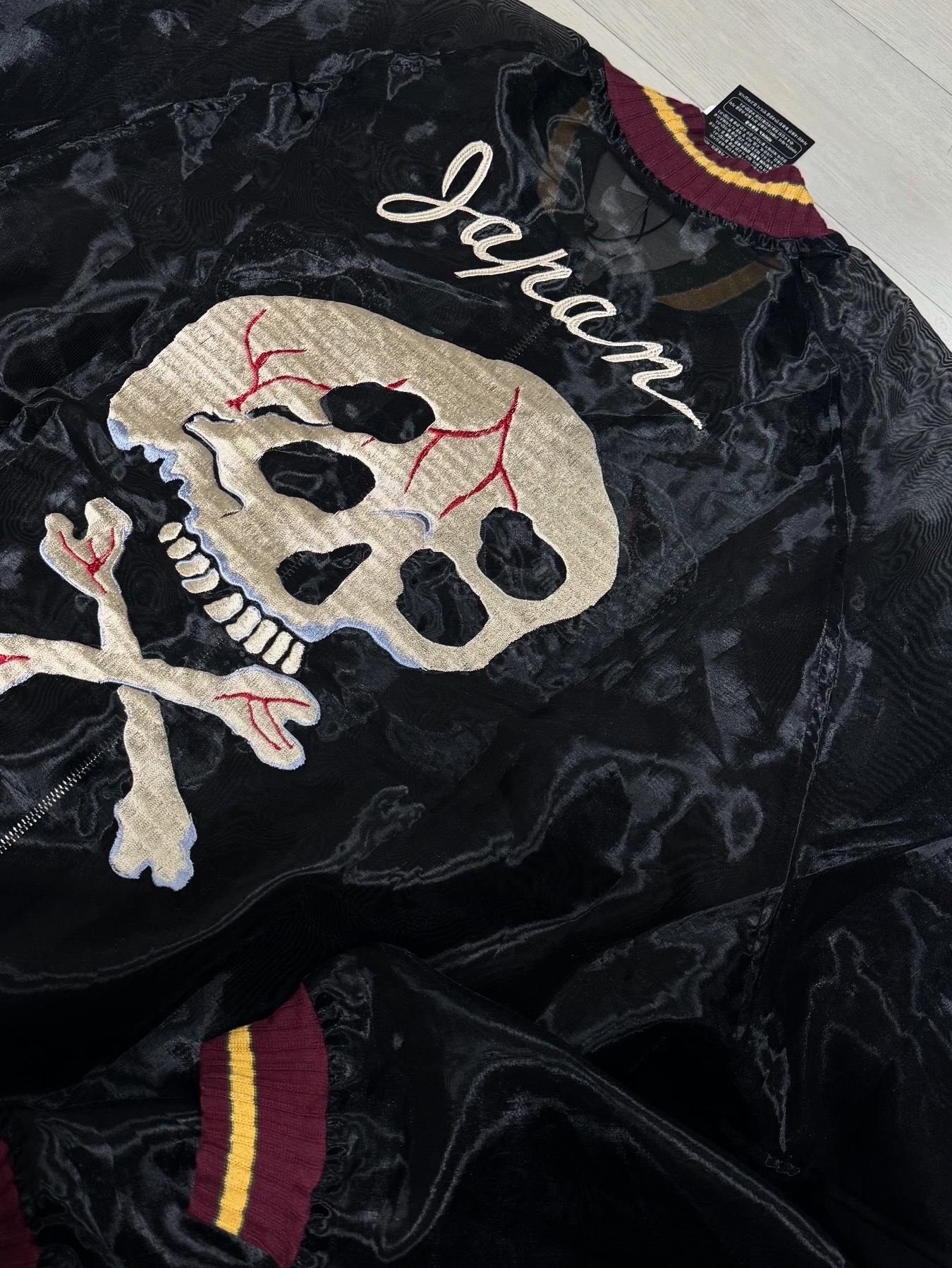 Kapital Sheer Pearl Mosquito Guard Souvenir Jacket Black 착용 스타일 - 2