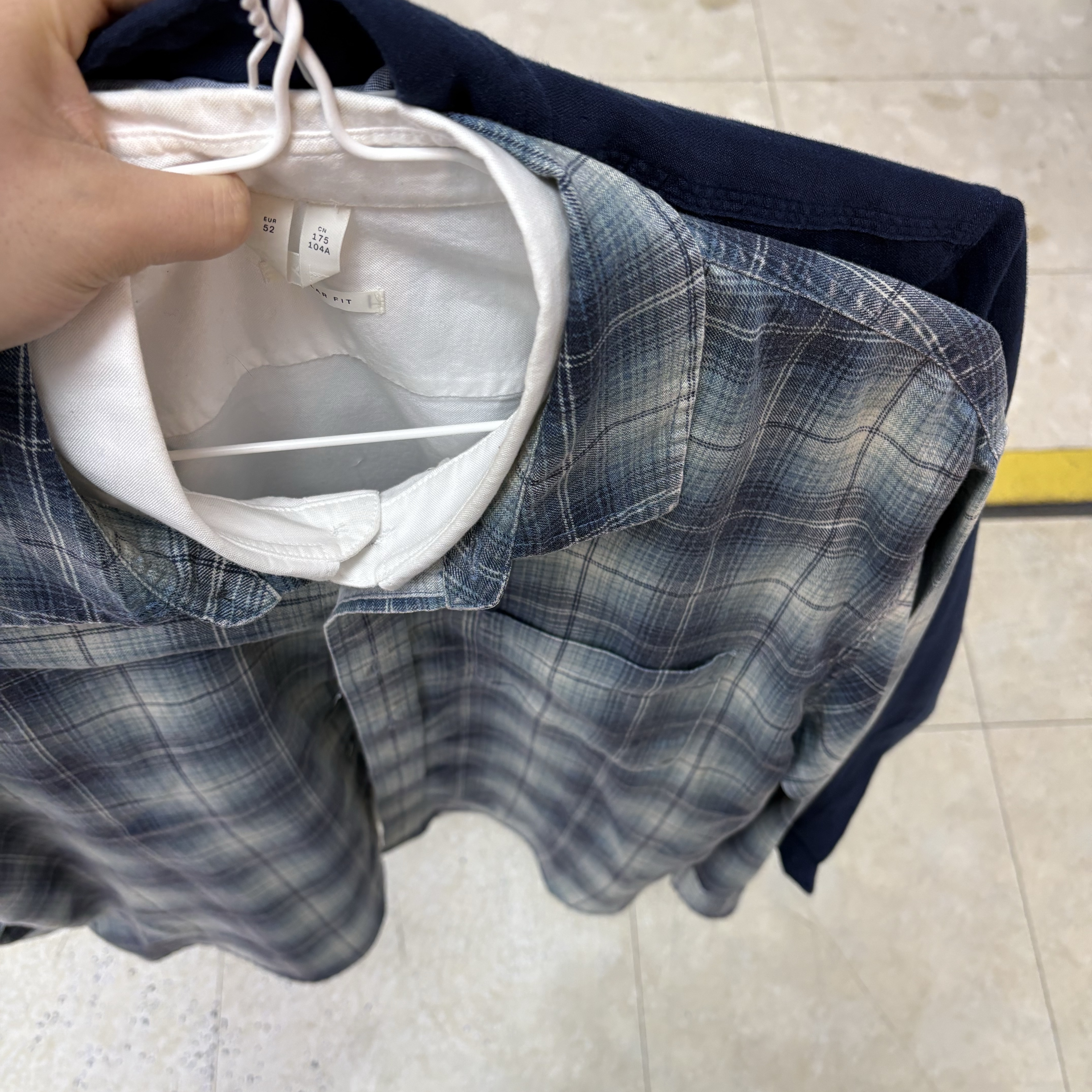 Stussy Large Printed Plaid Matthew Shirt Blue 착용 스타일
