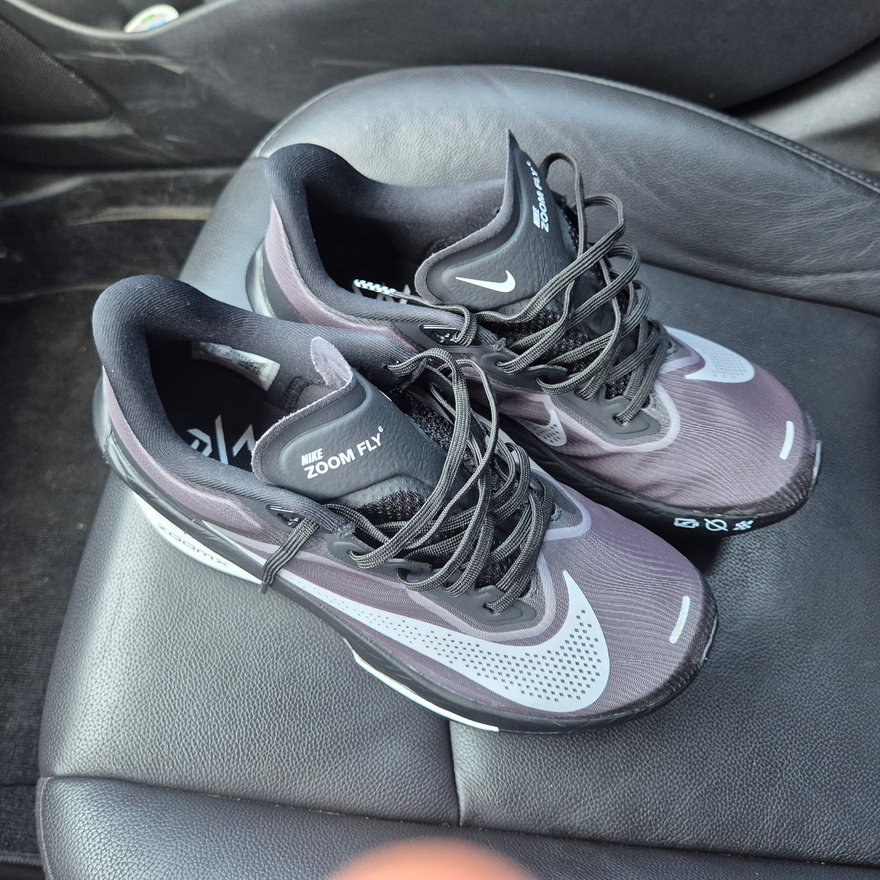 Nike Zoom Fly 6 Black Light Smoke Grey 착용 스타일