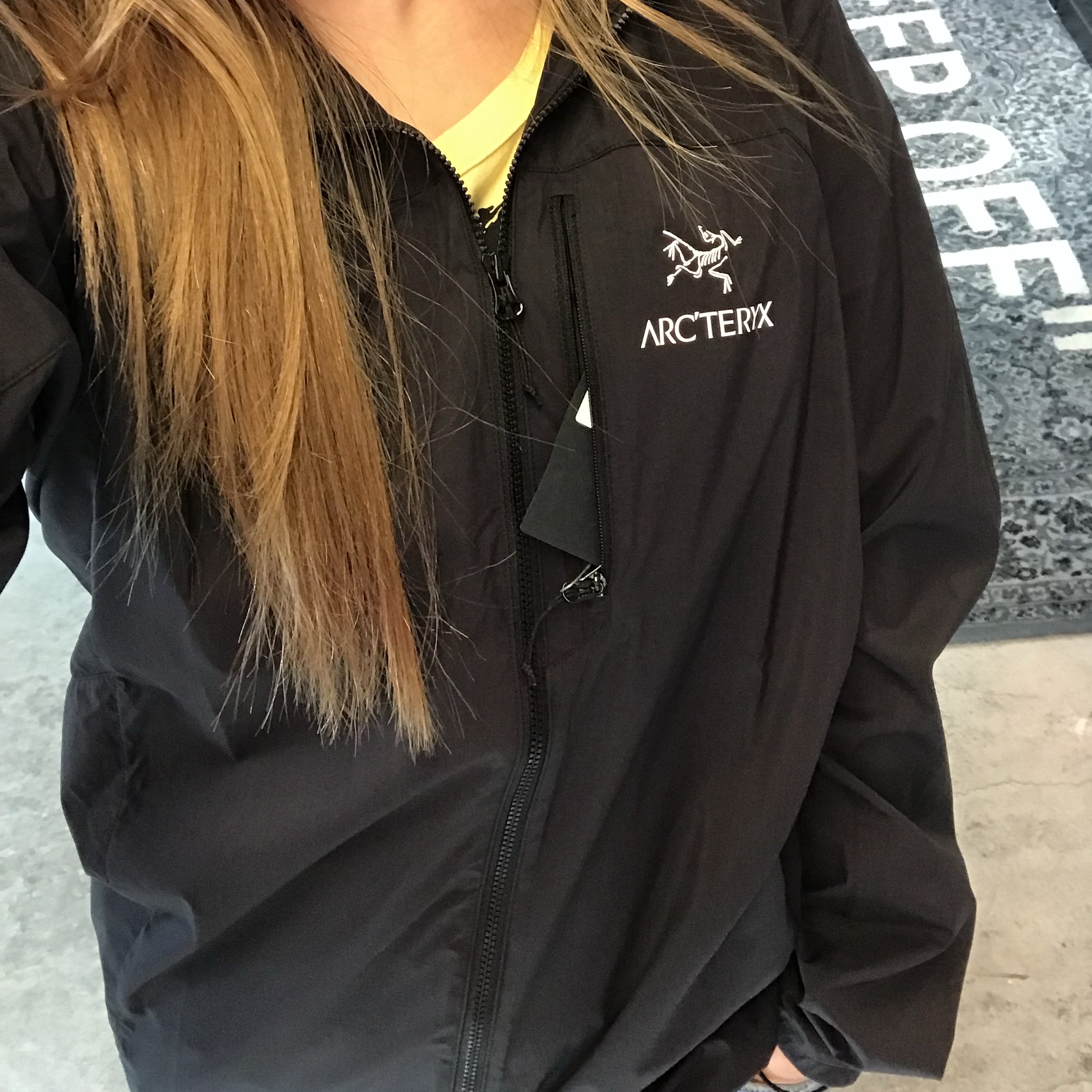 Arc'teryx Squamish Hoody Black 착용 스타일 - 1