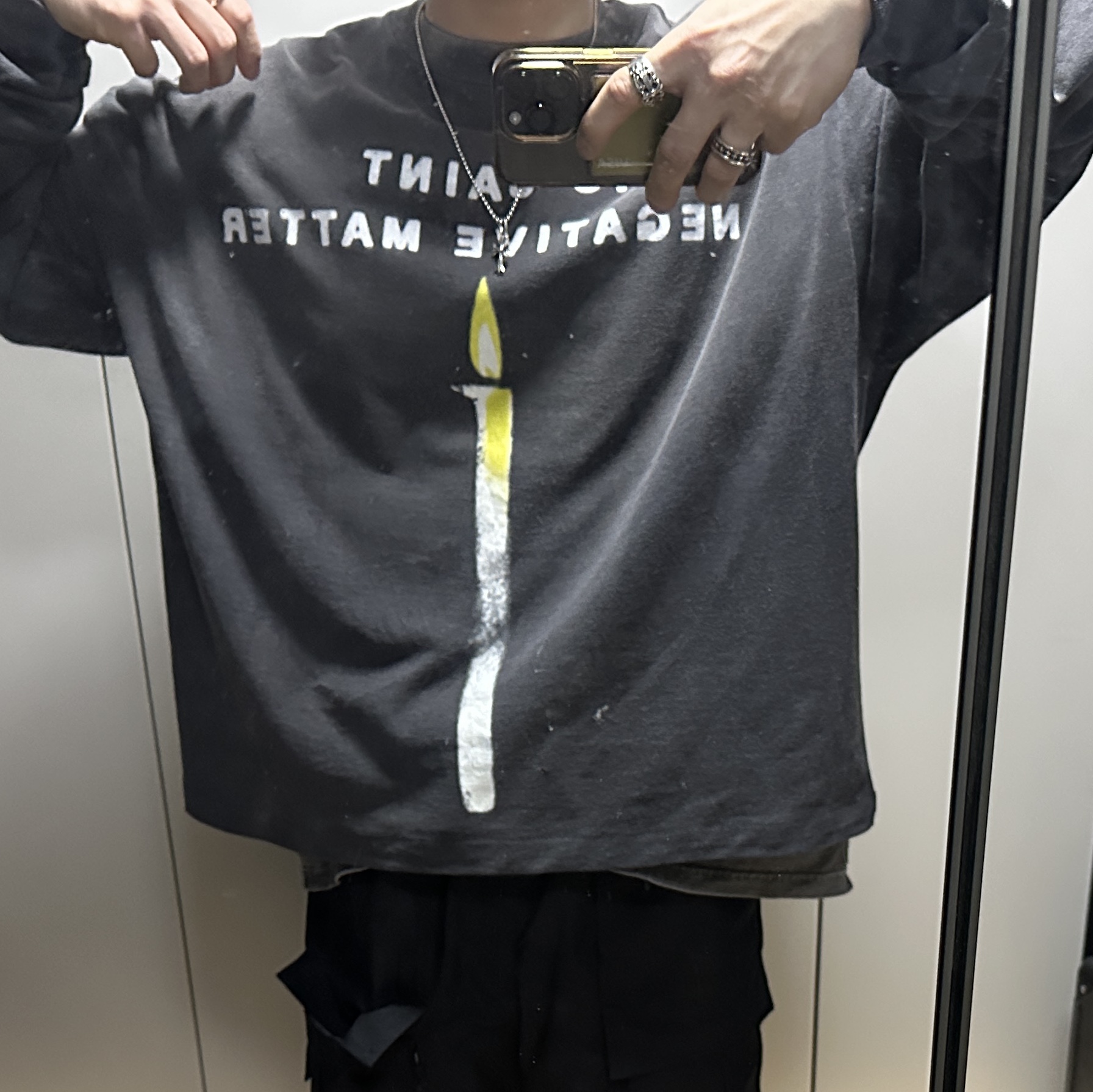 Saint Mxxxxxx Candle L/S T-Shirt Black - 25SS 착용 스타일
