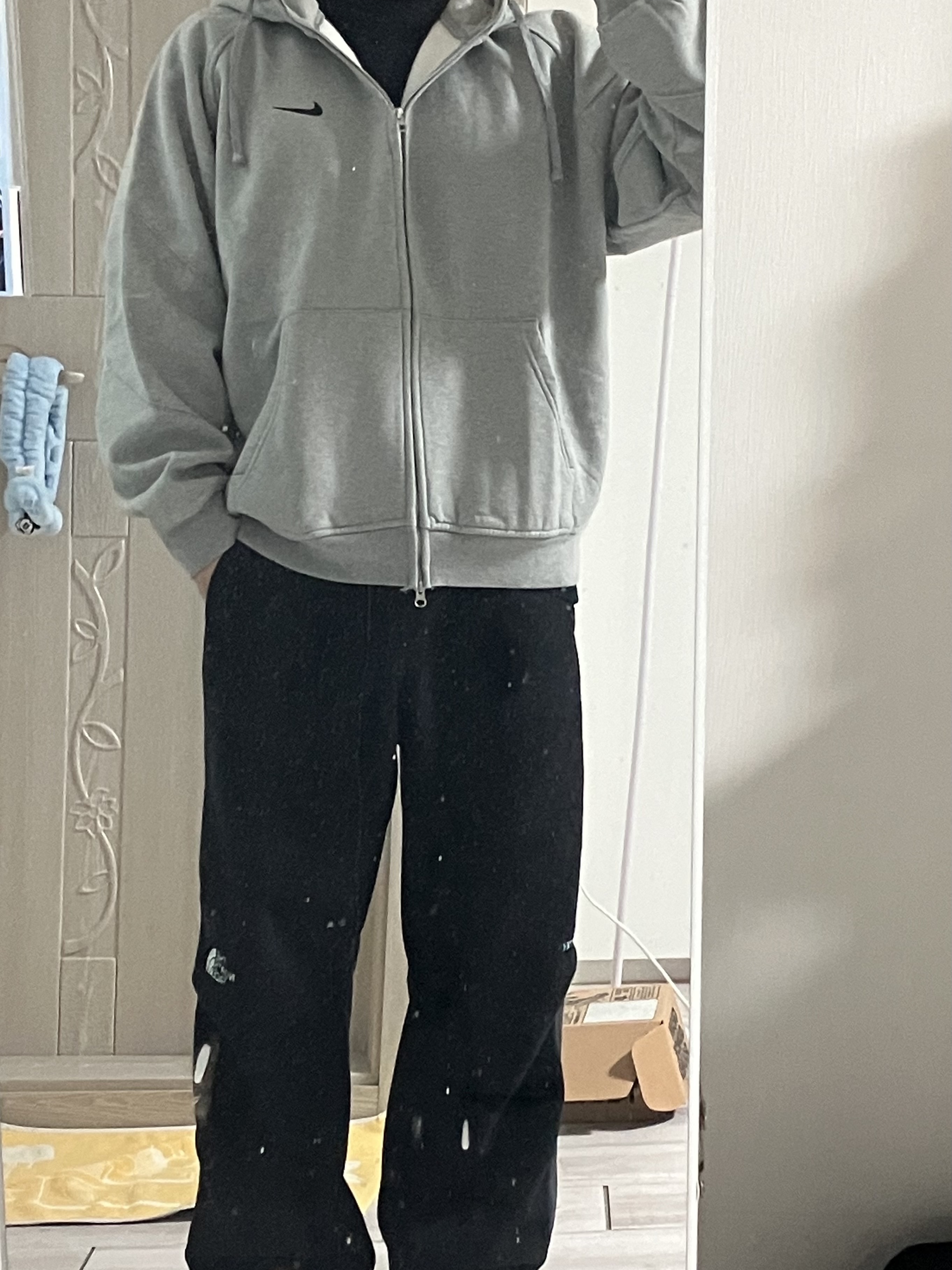 Supreme x Nike Zip Up Hooded Sweatshirt Heather Grey - 25SS 착용 스타일 - 2
