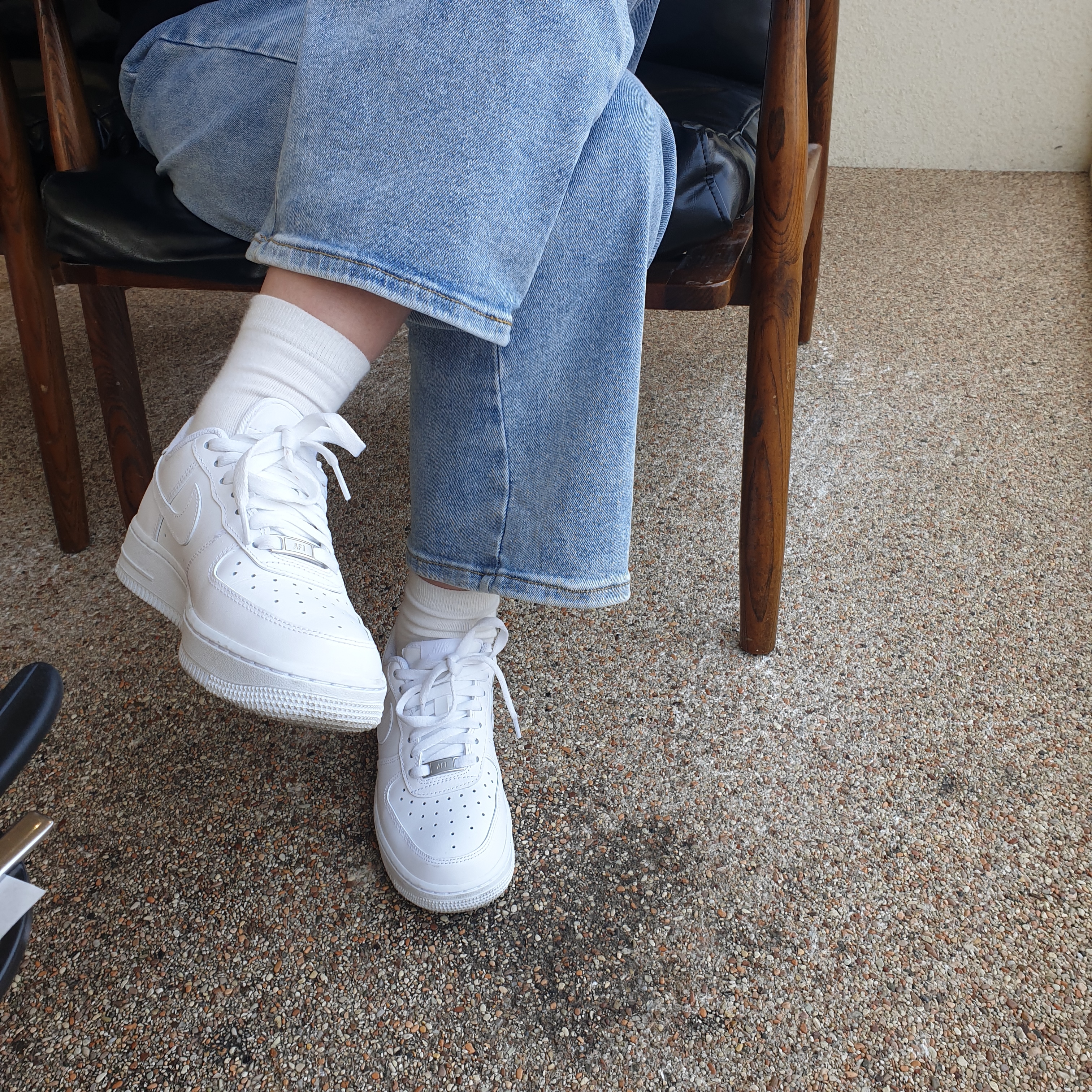 (W) Nike Air Force 1 '07 Low White 착용 스타일