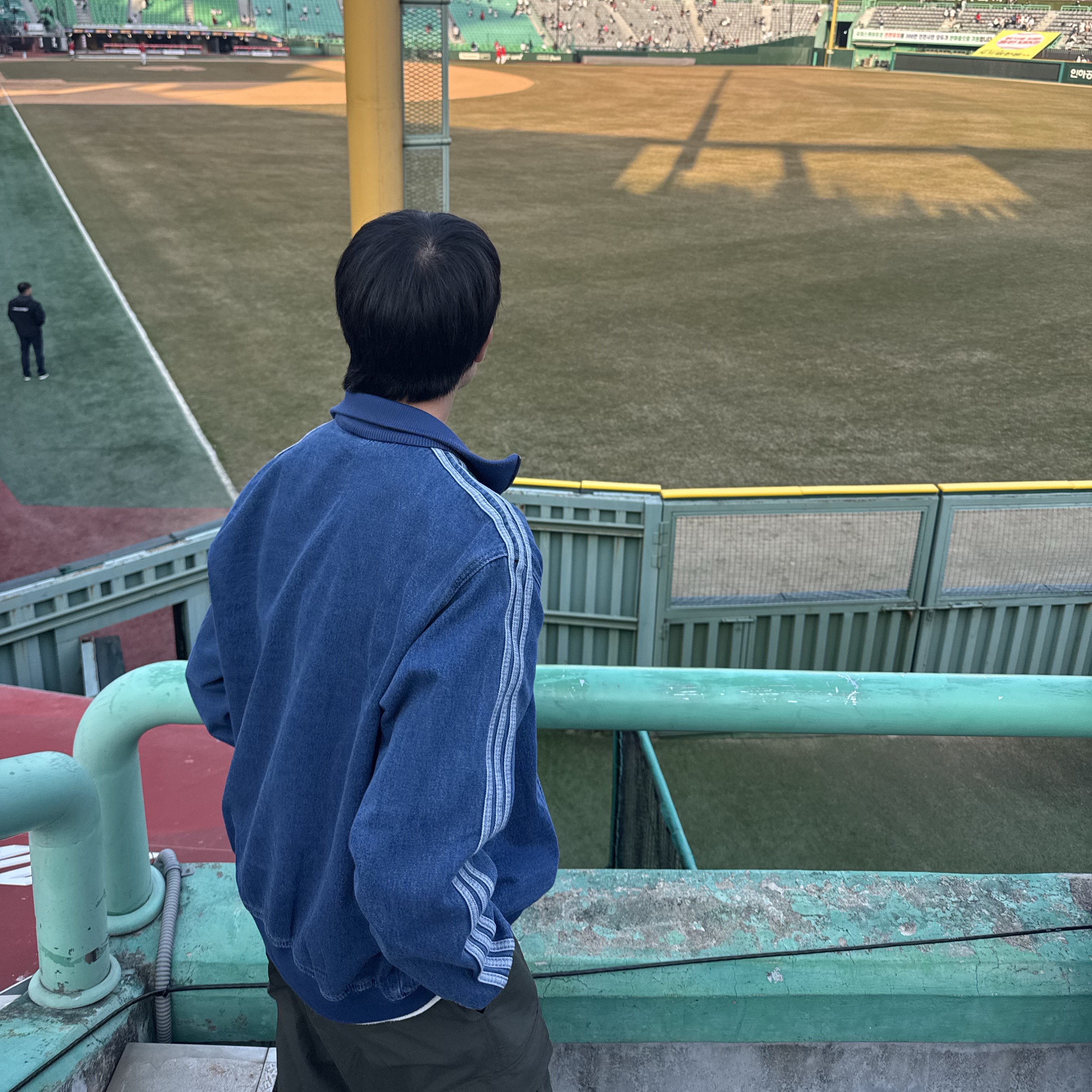 아디다스 아디컬러 데님 파이어버드 트랙탑 미디움 블루 데님 - KR 사이즈 착용 스타일 - 2