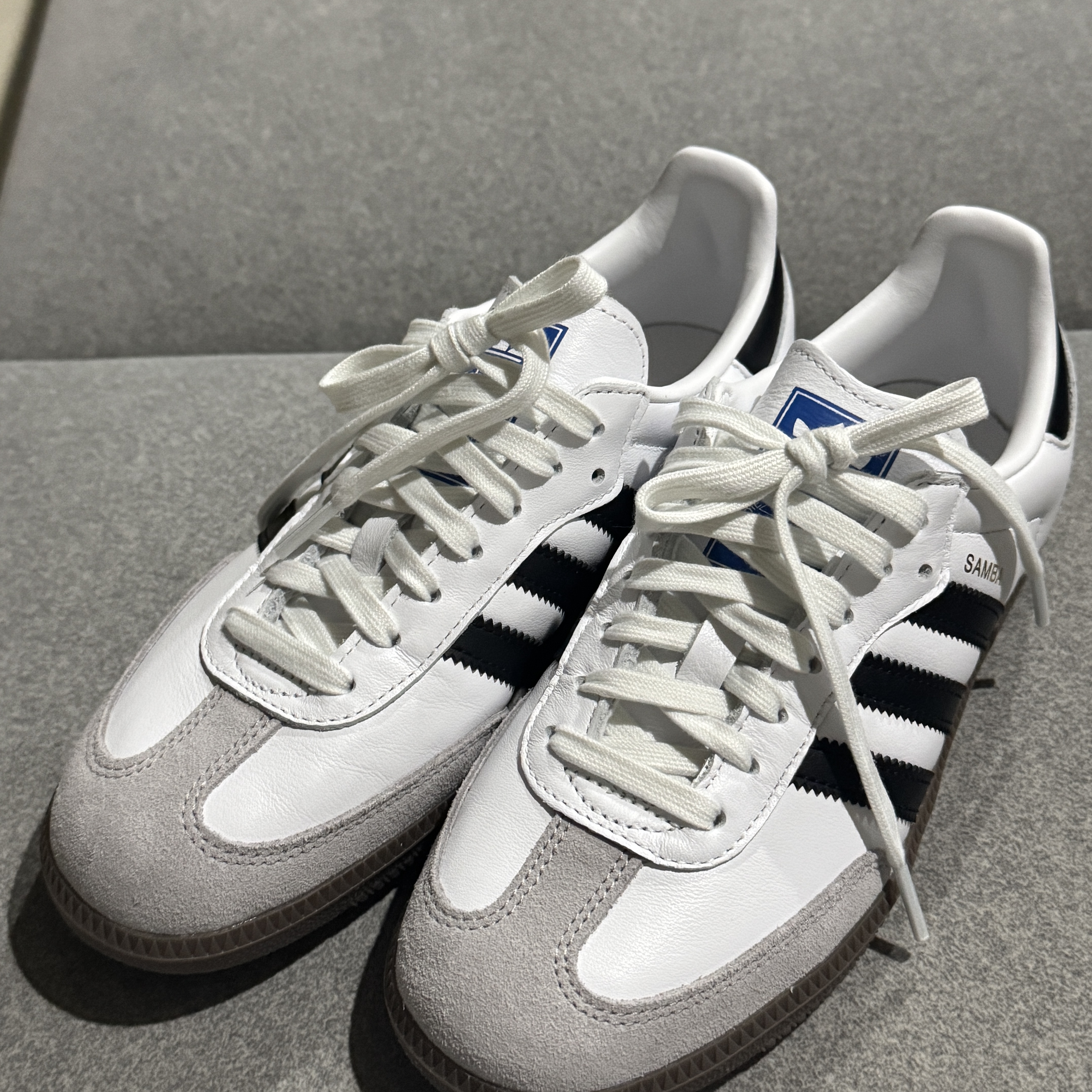 Adidas Samba OG Cloud White 착용 스타일 - 1