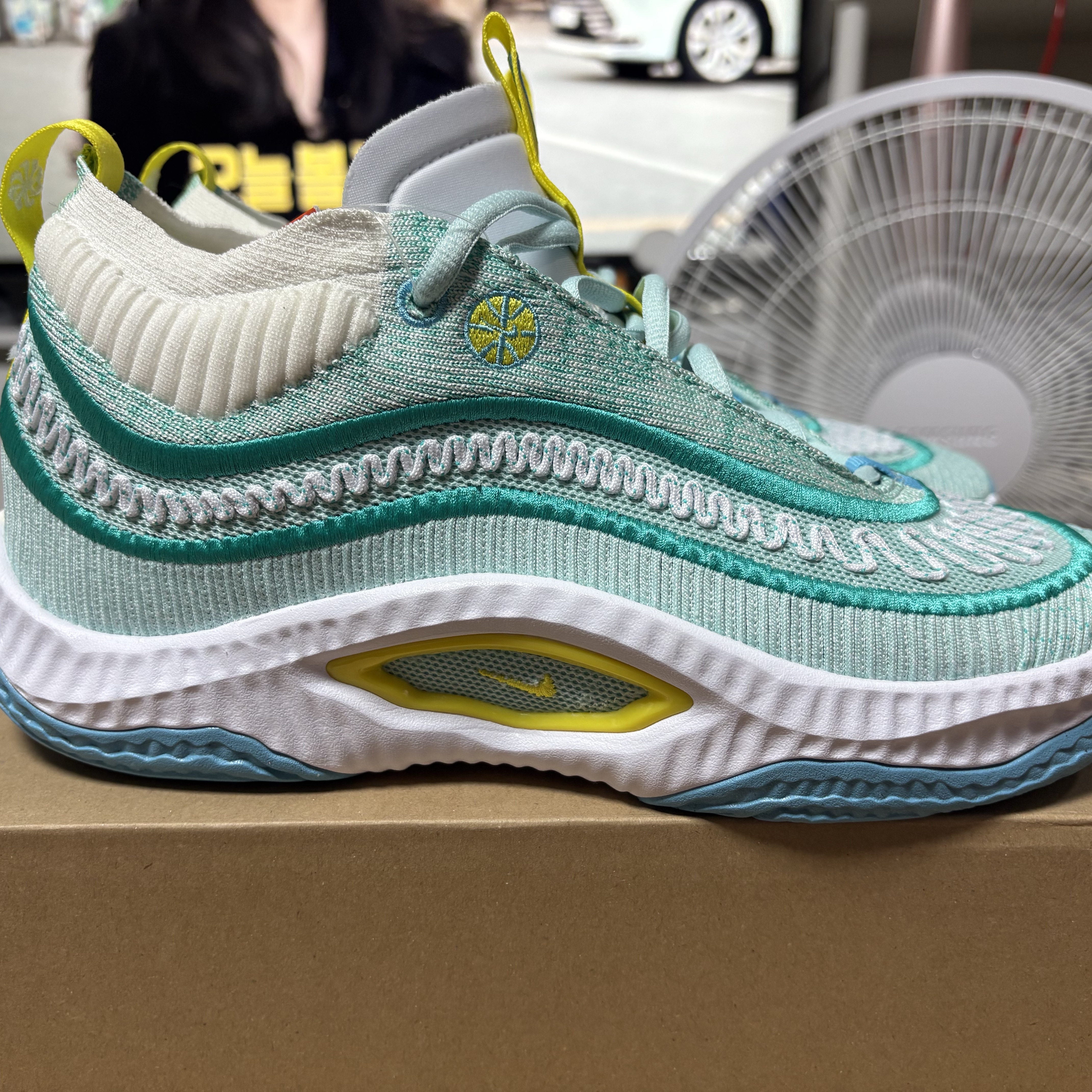 Nike Cosmic Unity 3 Jade Ice 착용 스타일 - 4