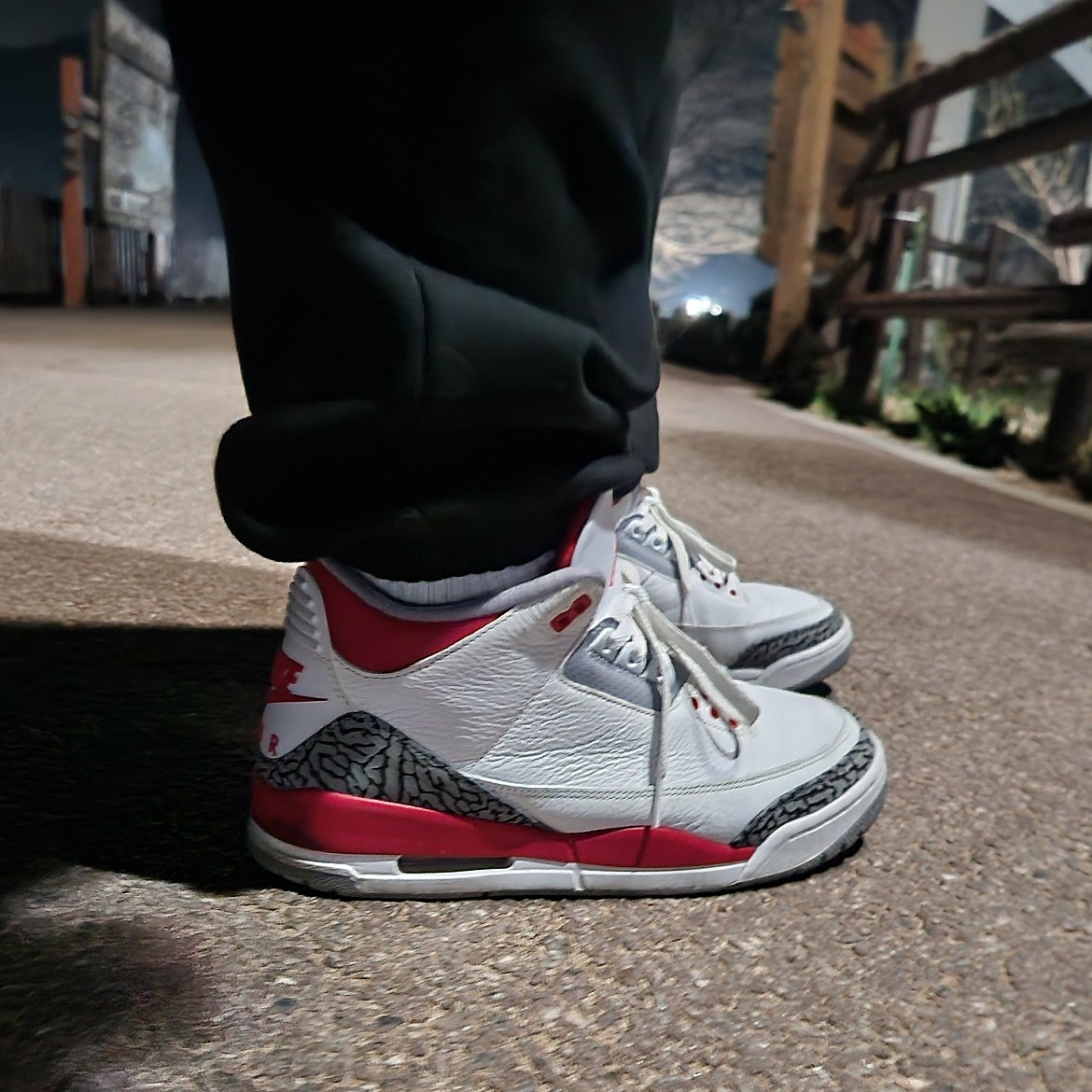 Jordan 3 Retro Fire Red 2022 착용 스타일 - 3