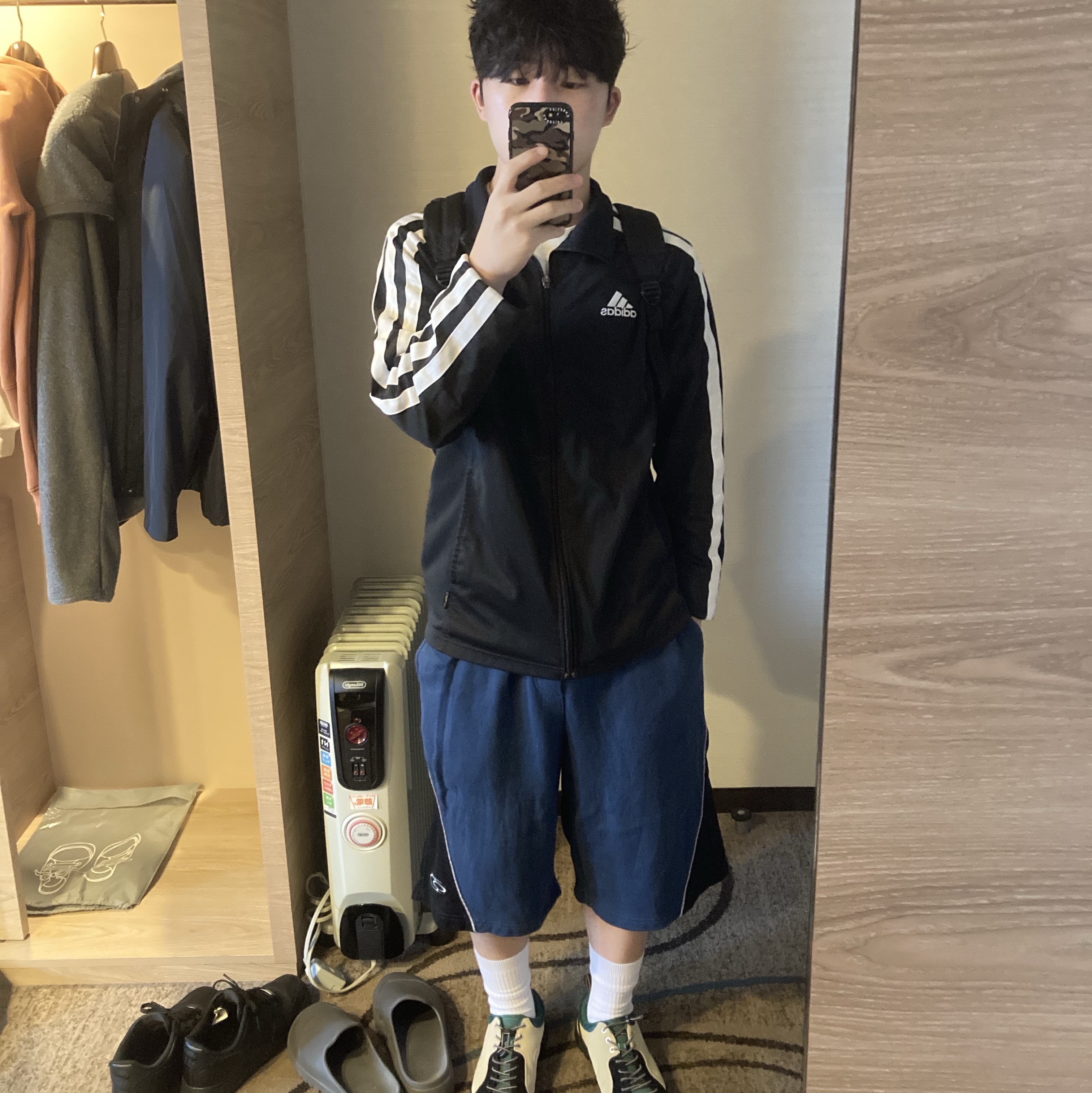 Keen Jasper Rocks SP Sneakers Taos Taupe 착용 스타일