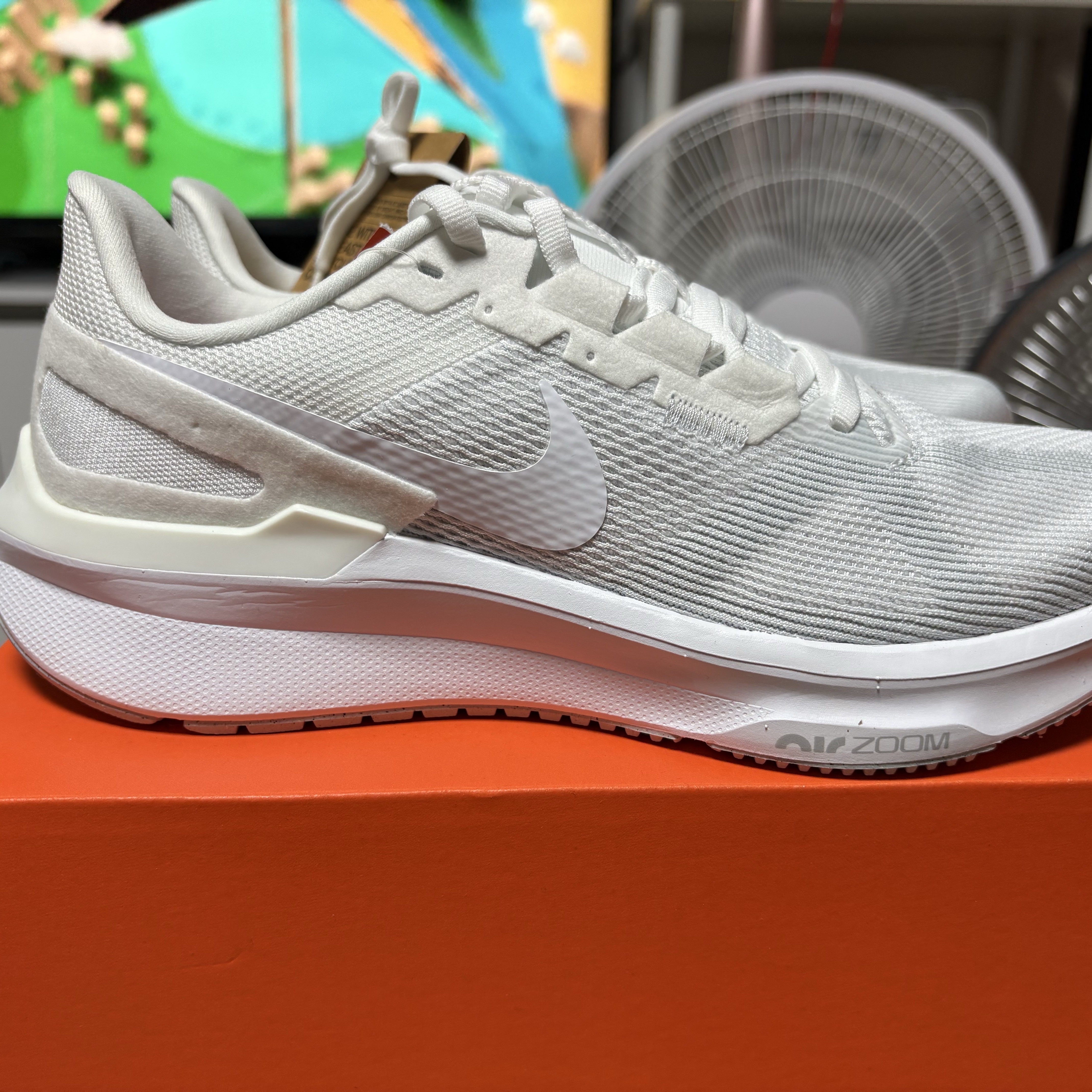 Nike Zoom Structure 25 White Pure Platinum 착용 스타일 - 3