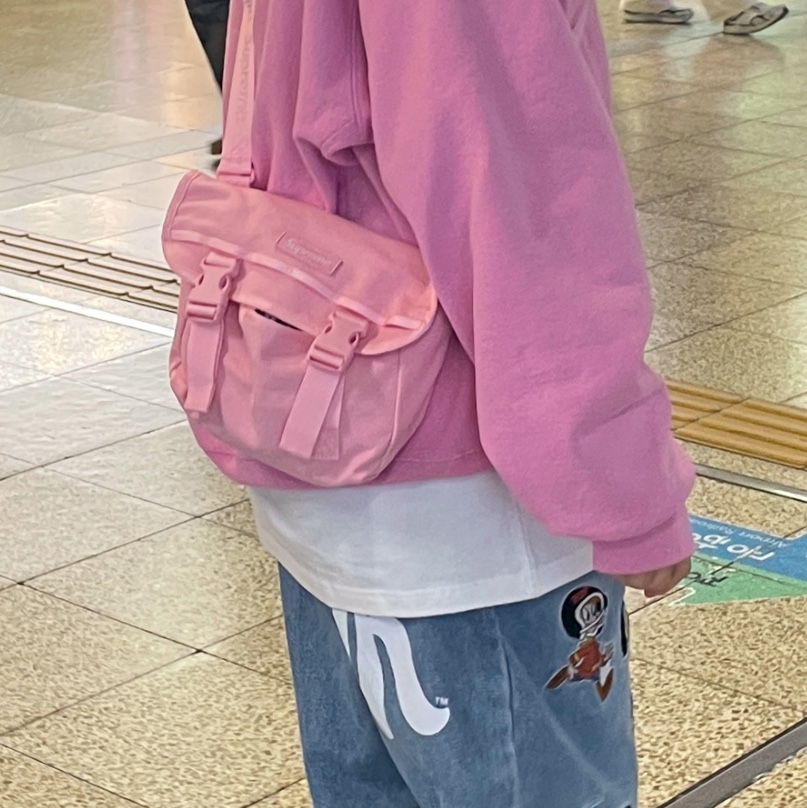 送料込み☆】Supreme Mini Messenger Bag ピンク Supreme