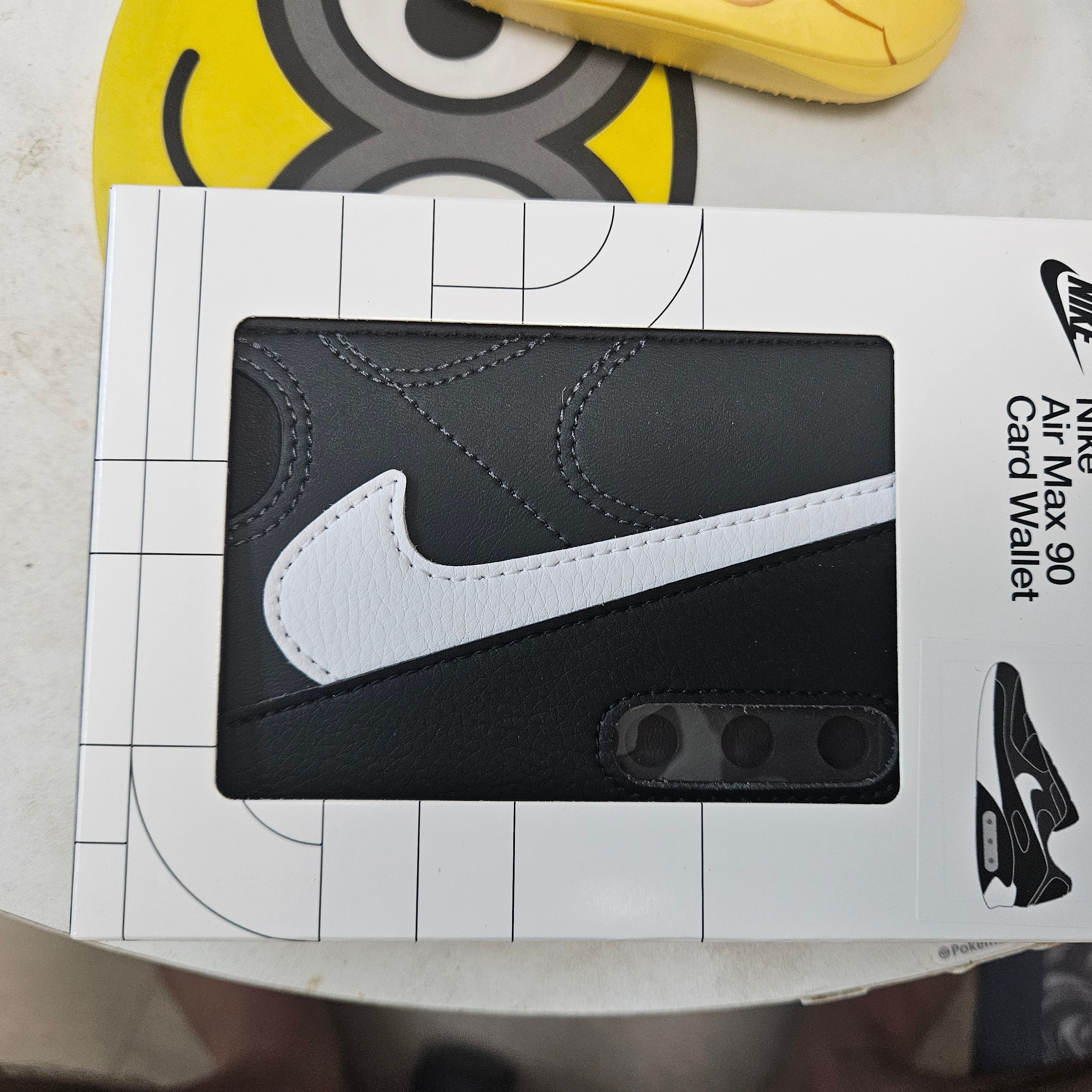 Nike Icon Air Max 90 Card Wallet Black 착용 스타일