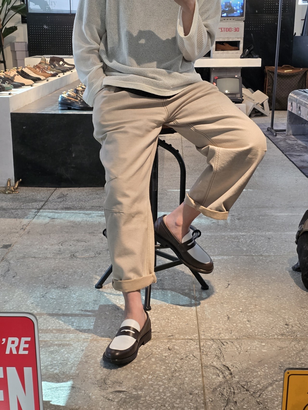 PENNY PLATE Men Loafer Brown Low 착용 스타일