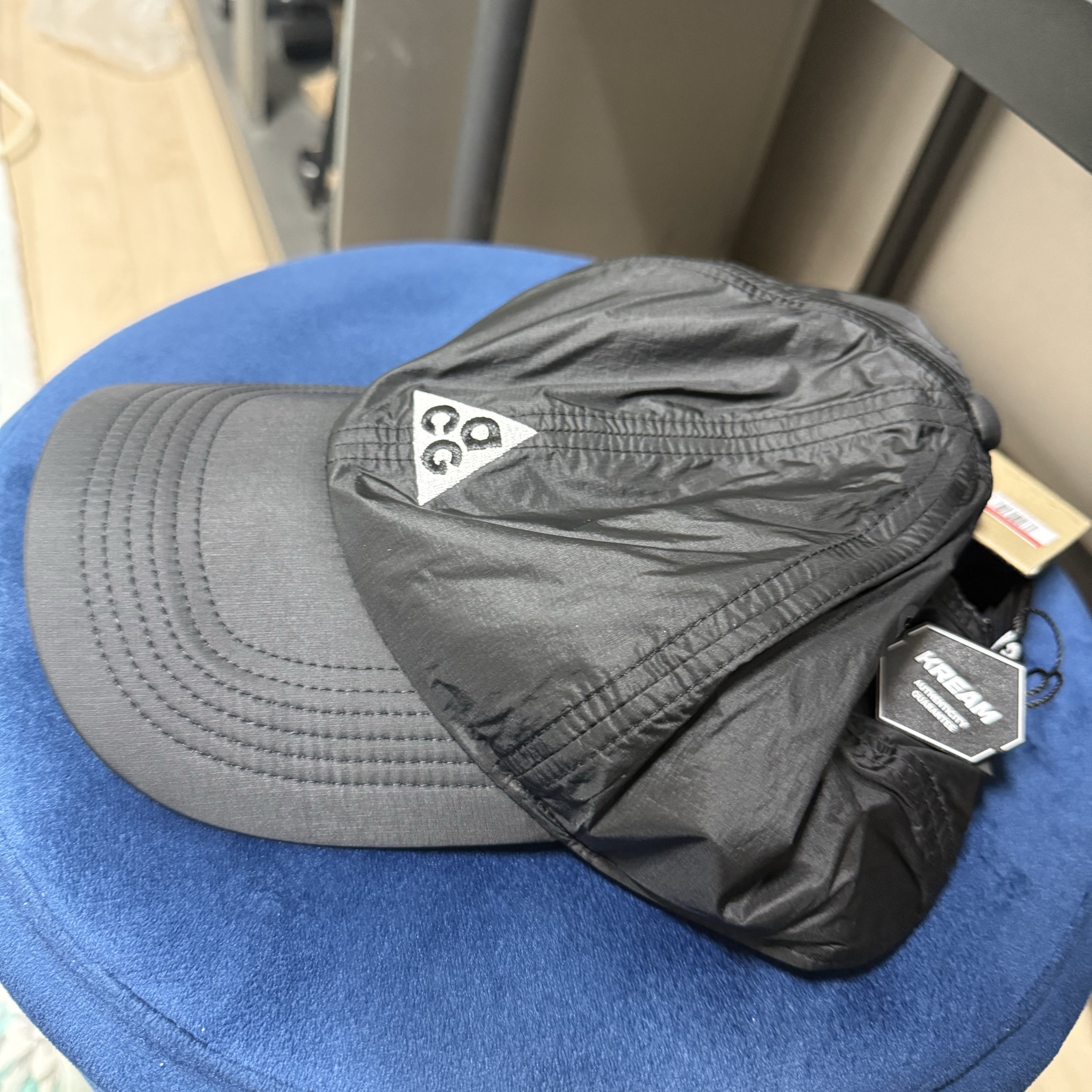 Nike ACG Trail Cap Black 착용 스타일