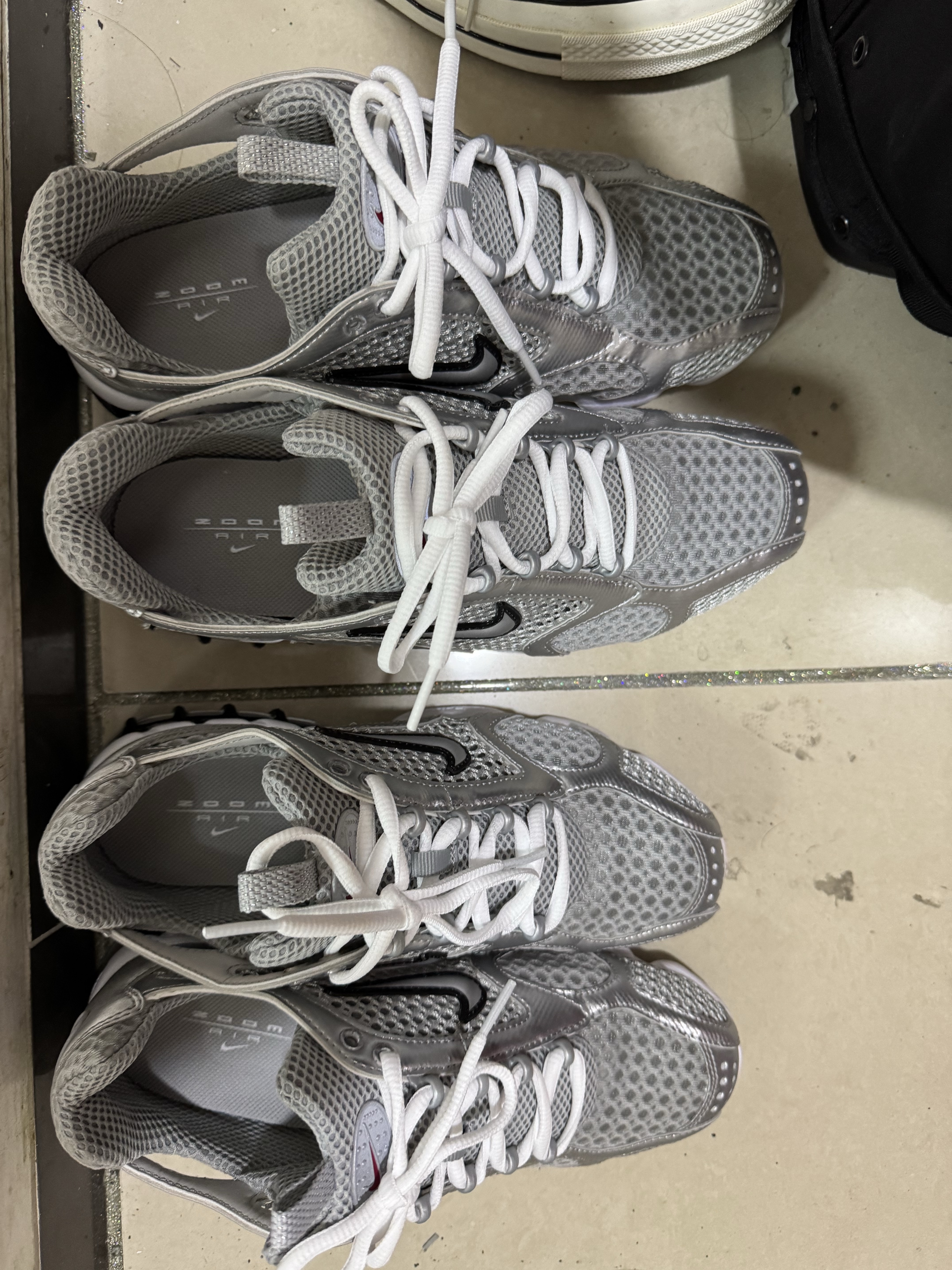 Nike Air Zoom Spiridon Cage 2 Metallic Silver 착용 스타일