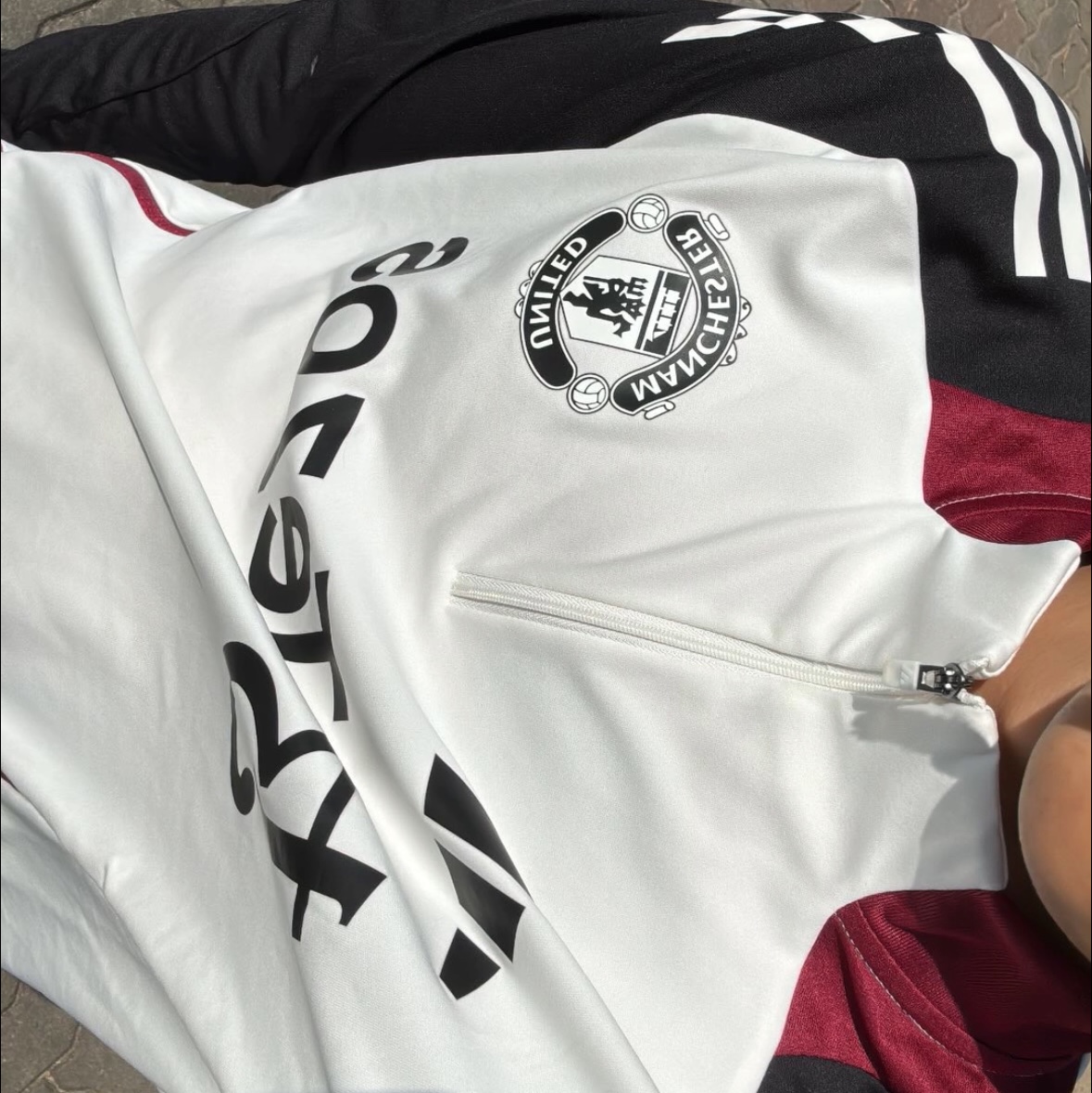 Adidas Manchester United Tiro 24 Training Top Off White Black - KR Sizing 착용 스타일