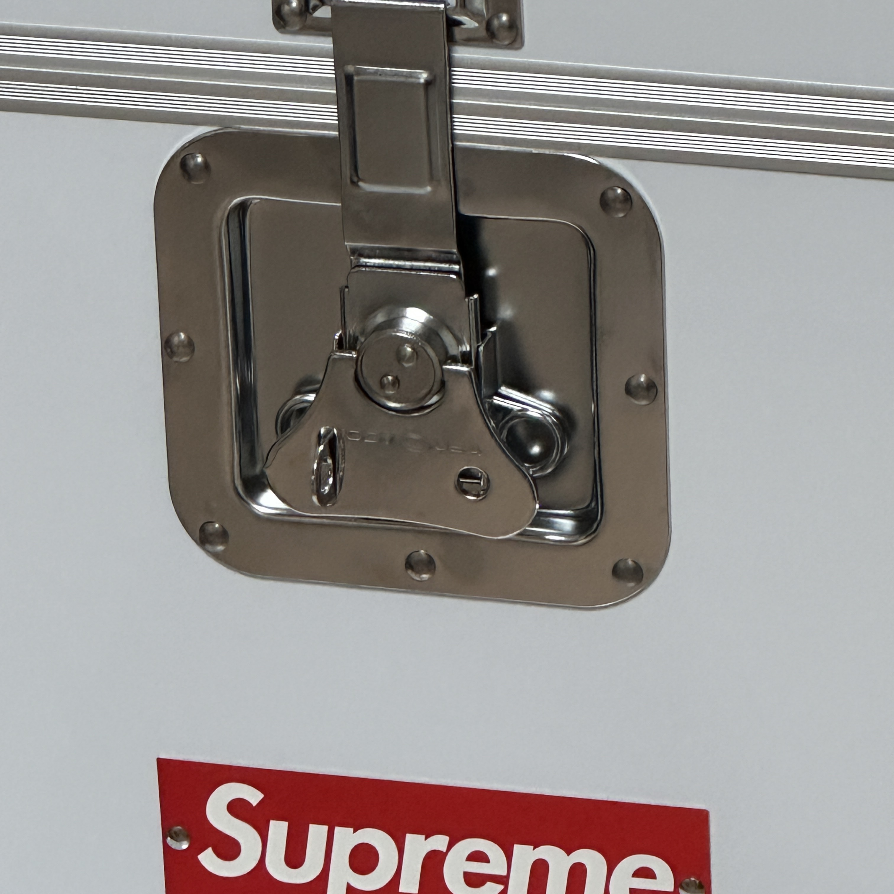 Supreme x Odyssey Record Case White - 25SS 착용 스타일
