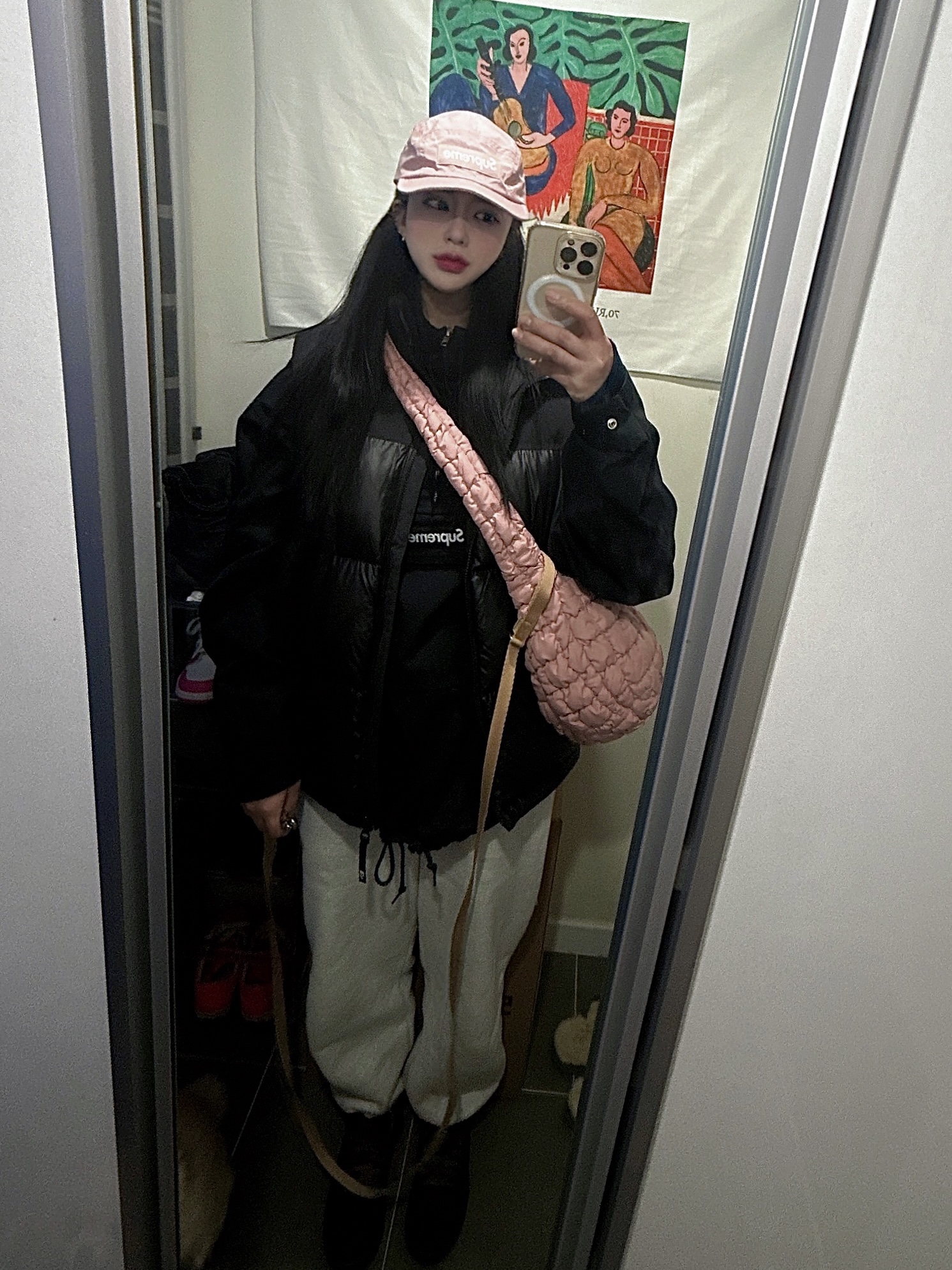 Supreme Cotton Utility Anorak Black - 24SS, Supreme Waxed Ripstop Camp Cap Light Pink - 24FW 착용 스타일