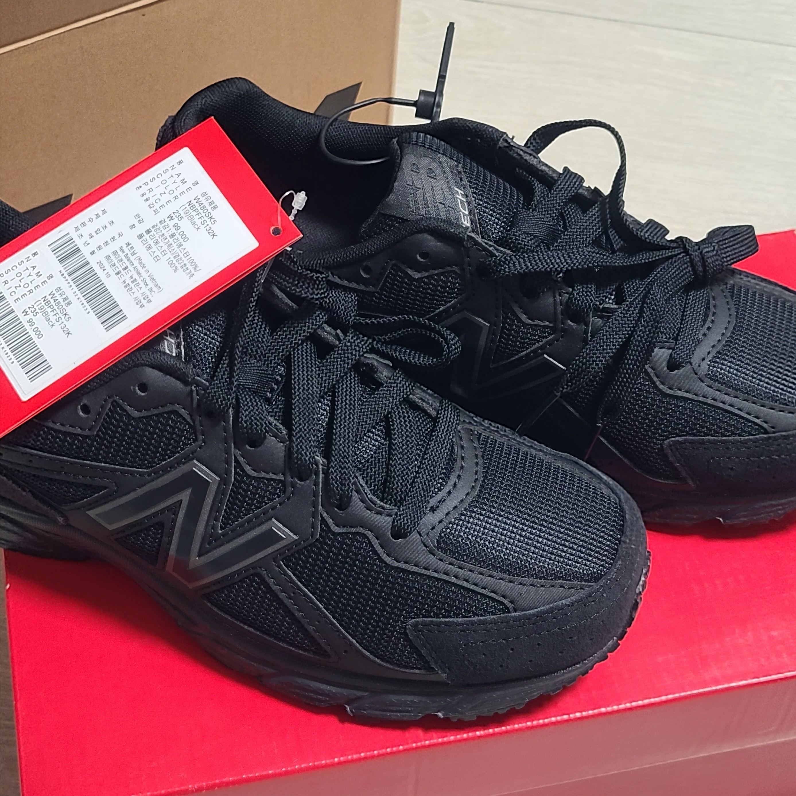(W) New Balance 480v5 Black - 4E XXWide 착용 스타일 - 2