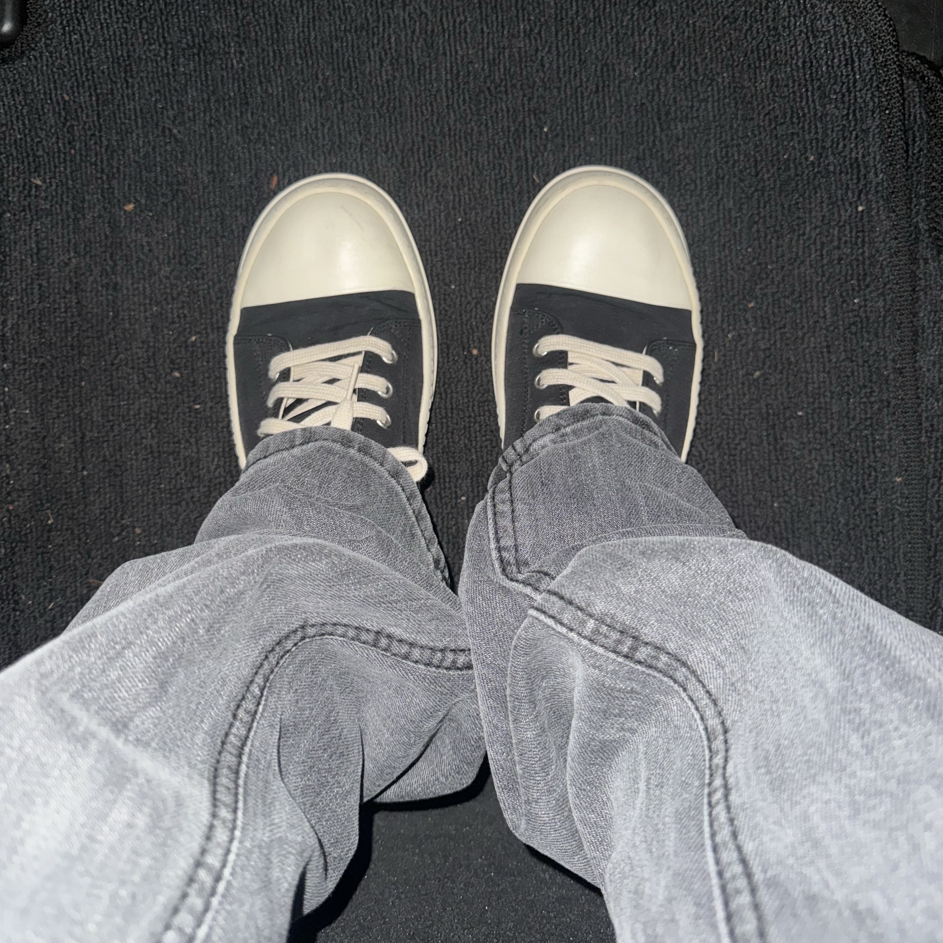 Rick Owens Drkshdw Porterville Slip-On Black Milk 착용 스타일