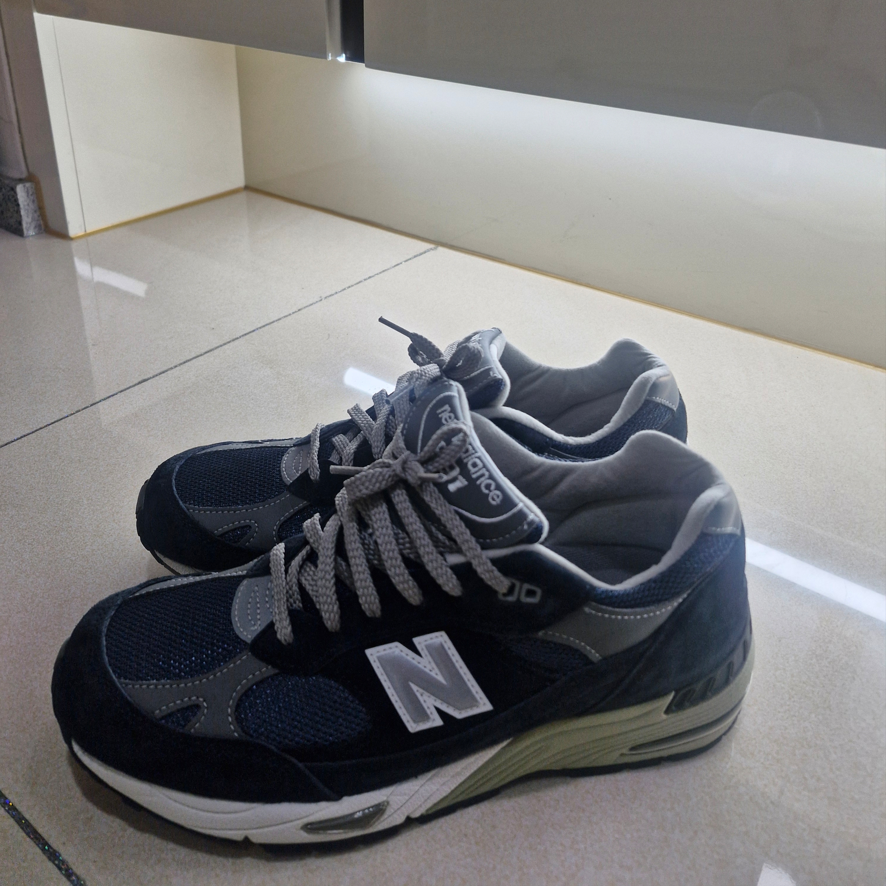 New Balance 991 Made in UK Navy 착용 스타일