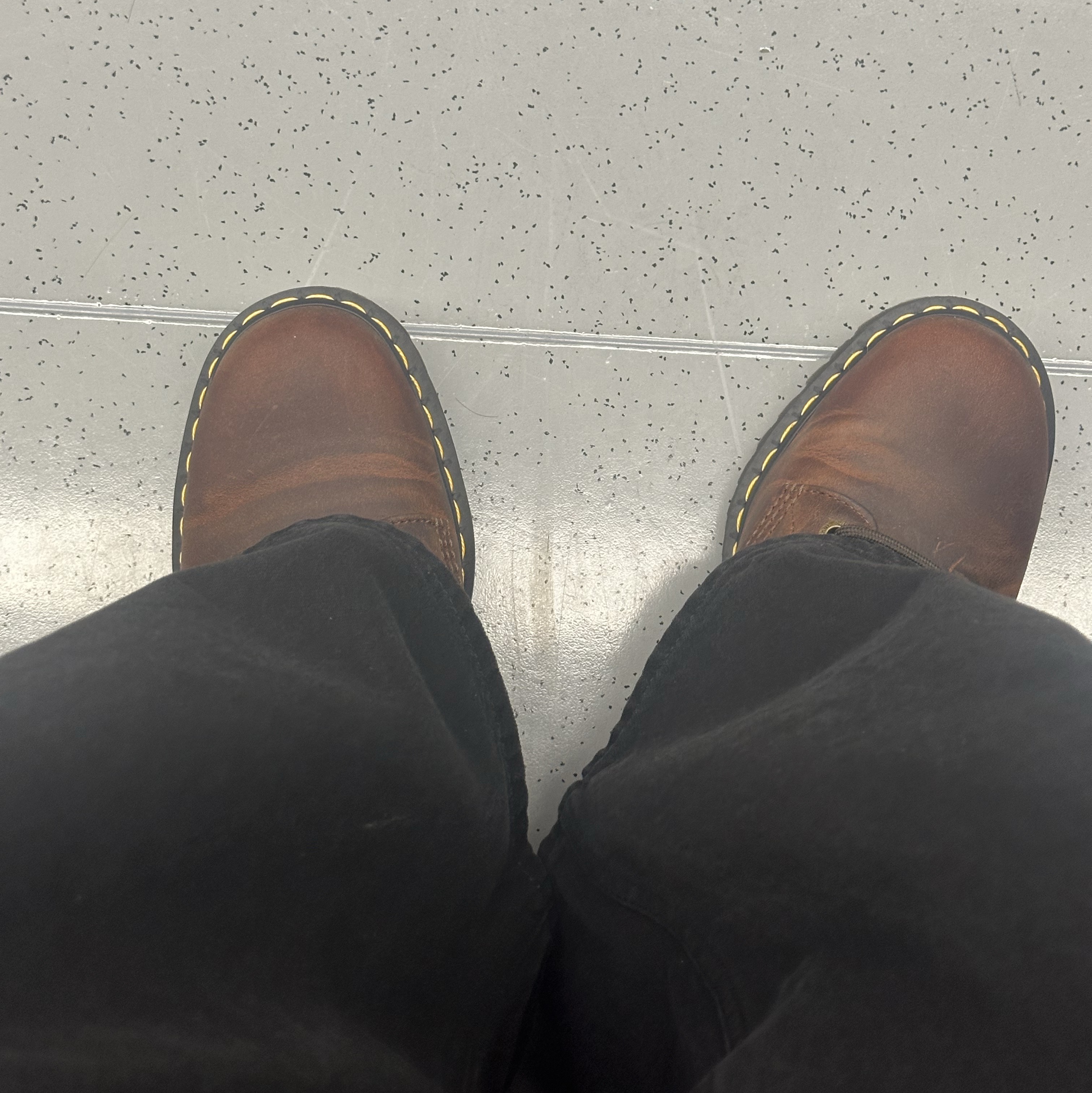 Dr. Martens x Thisisneverthat 1460 Waxed Full Grain Brown 착용 스타일