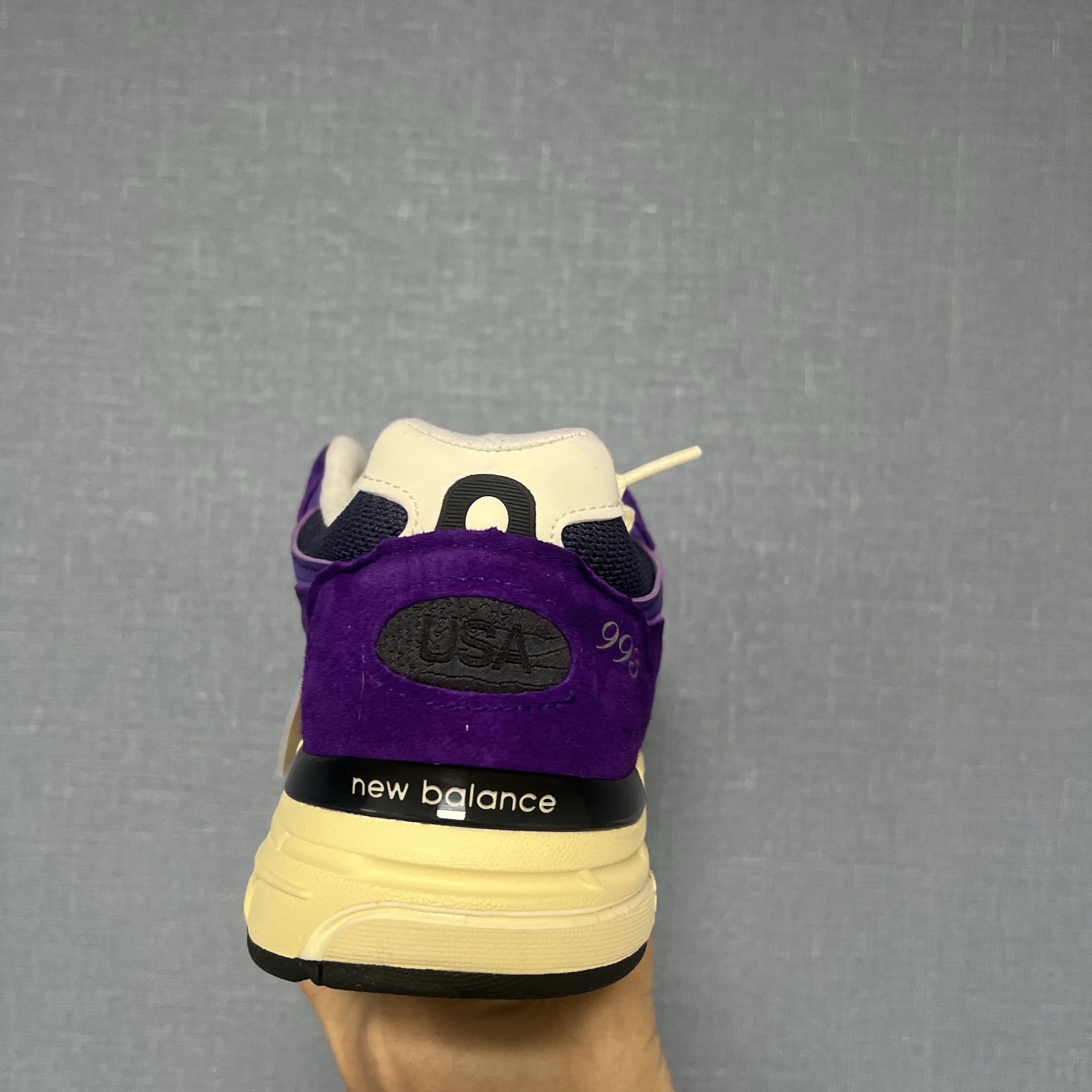 New Balance 993 Made in USA Purple Interstellar 착용 스타일 - 3