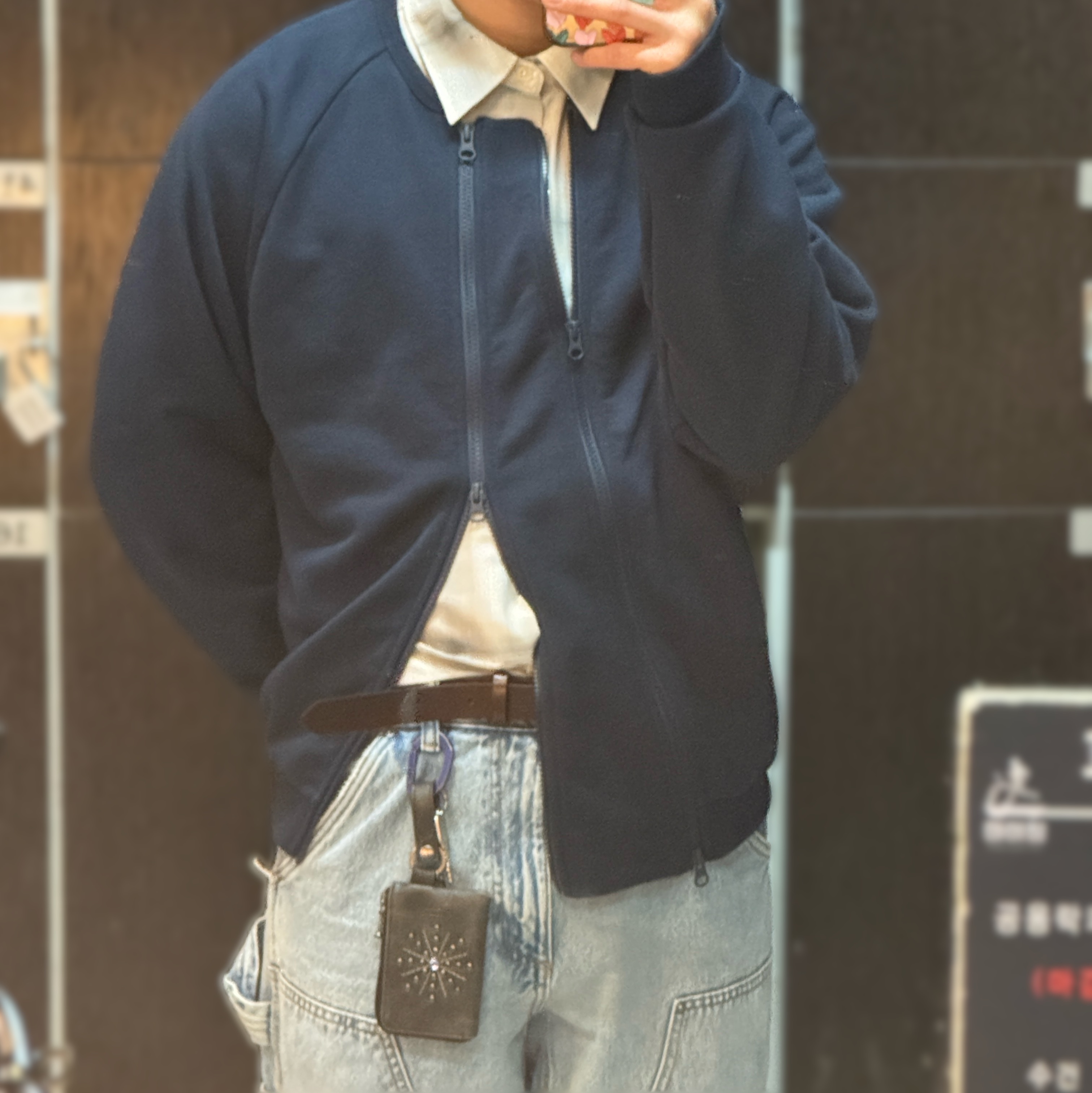 [프리오더] Polyteru Rivet Card Wallet Black 착용 스타일 - 1