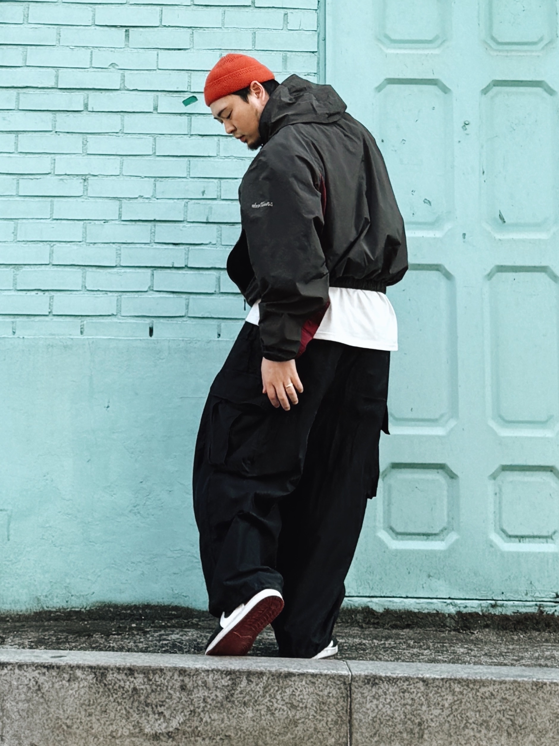 Wildthings Army Jacket Graphite, Needles H.D. Fatigue Pants Black 착용 스타일 - 2