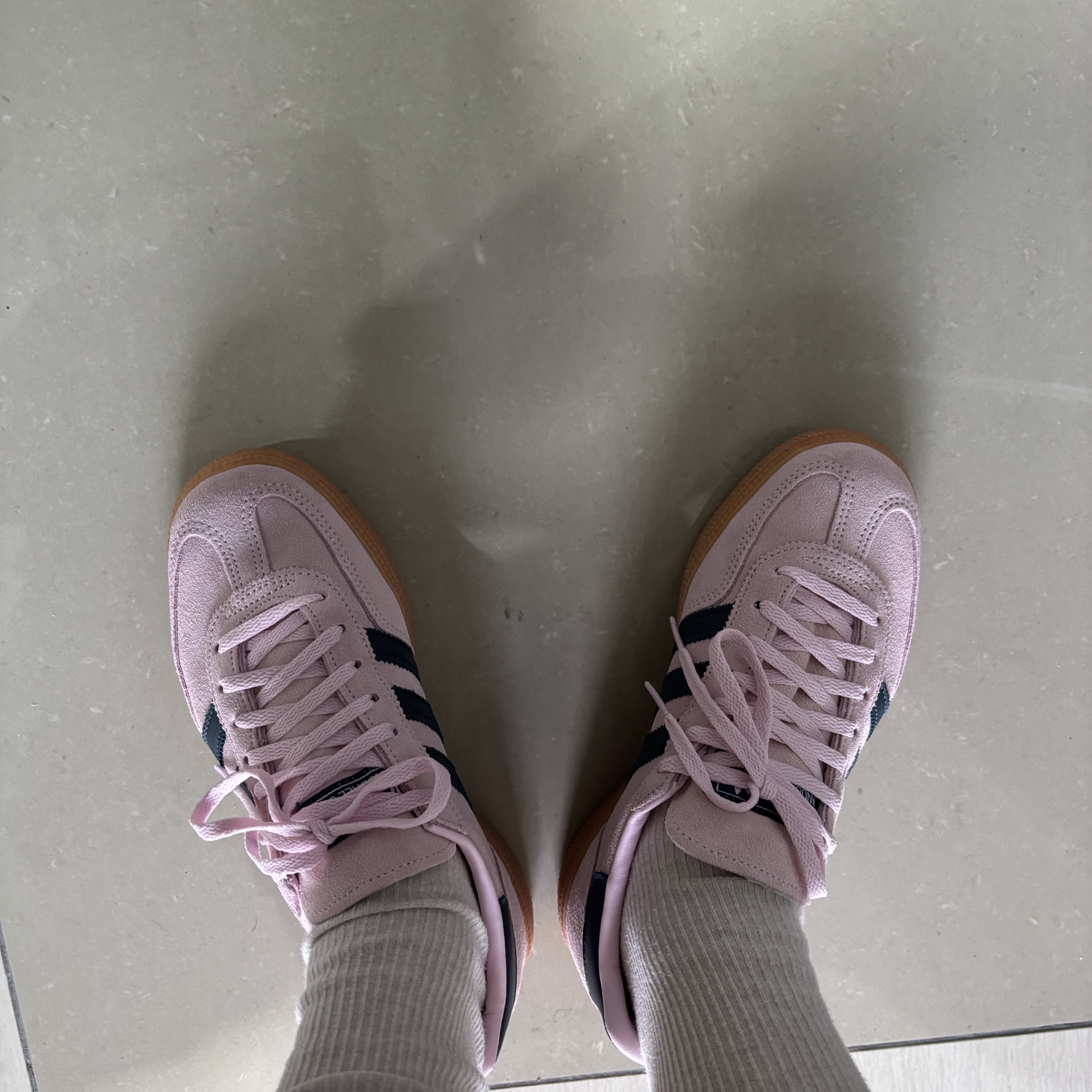 (W) Adidas Spezial Handball Clear Pink 착용 스타일