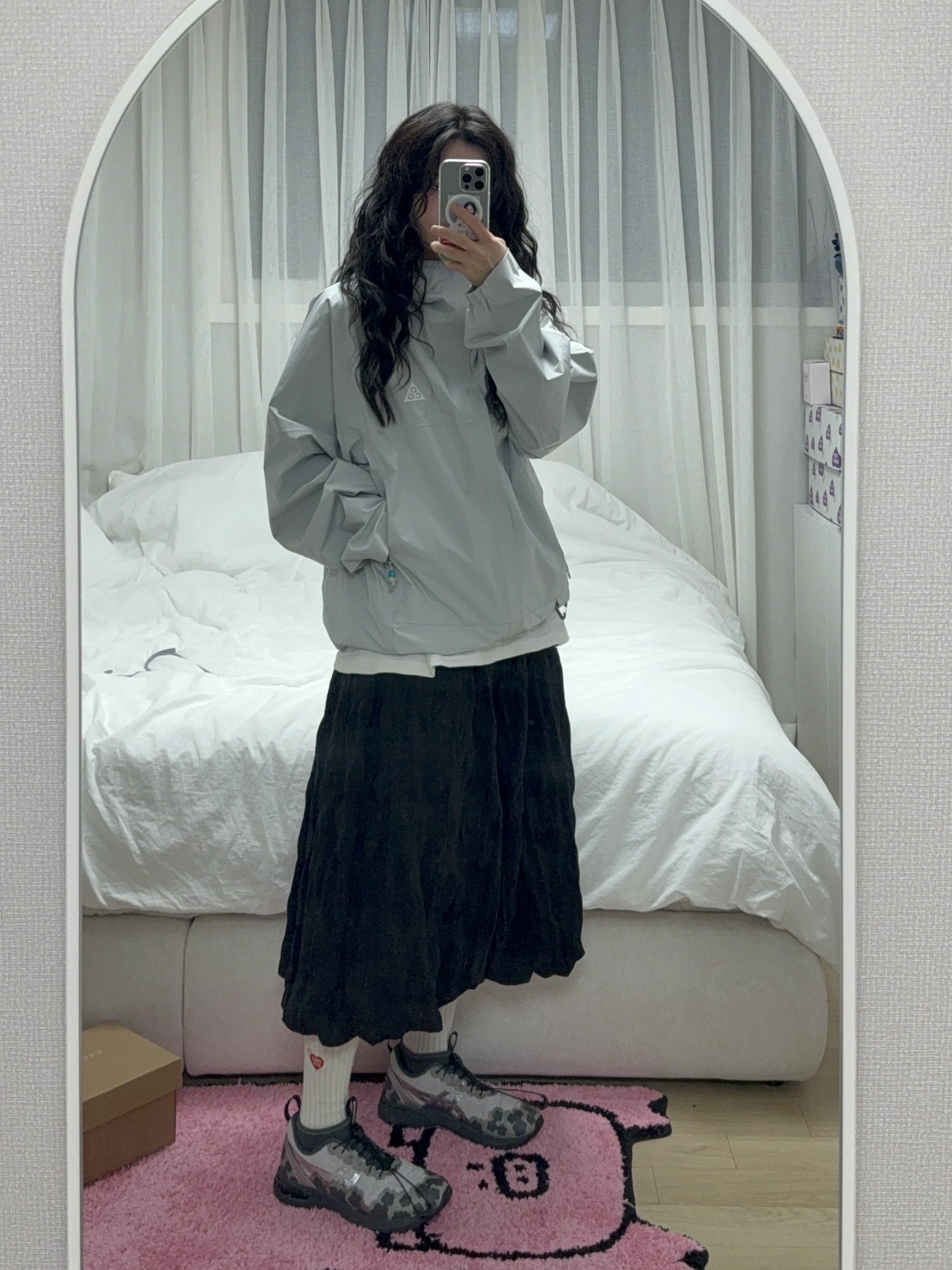 Asics x Cecilie Bahnsen Gel-Terrain MT Pure Silver, Nike ACG Storm-Fit ADV Cascade Rains Full Zip Jacket Photon Dust - Asia 착용 스타일
