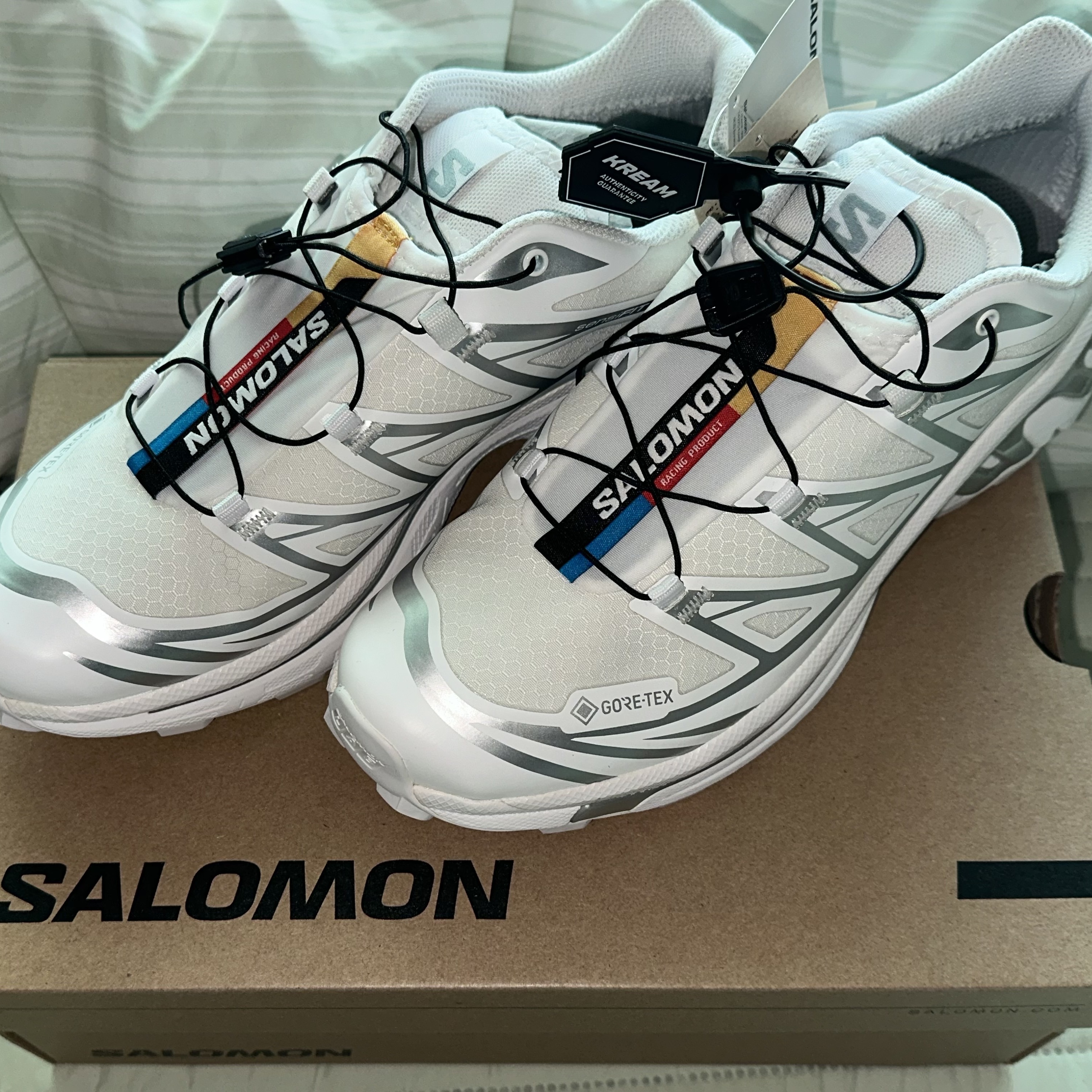 Salomon XT-6 Gore-Tex White Silver 착용 스타일 - 1