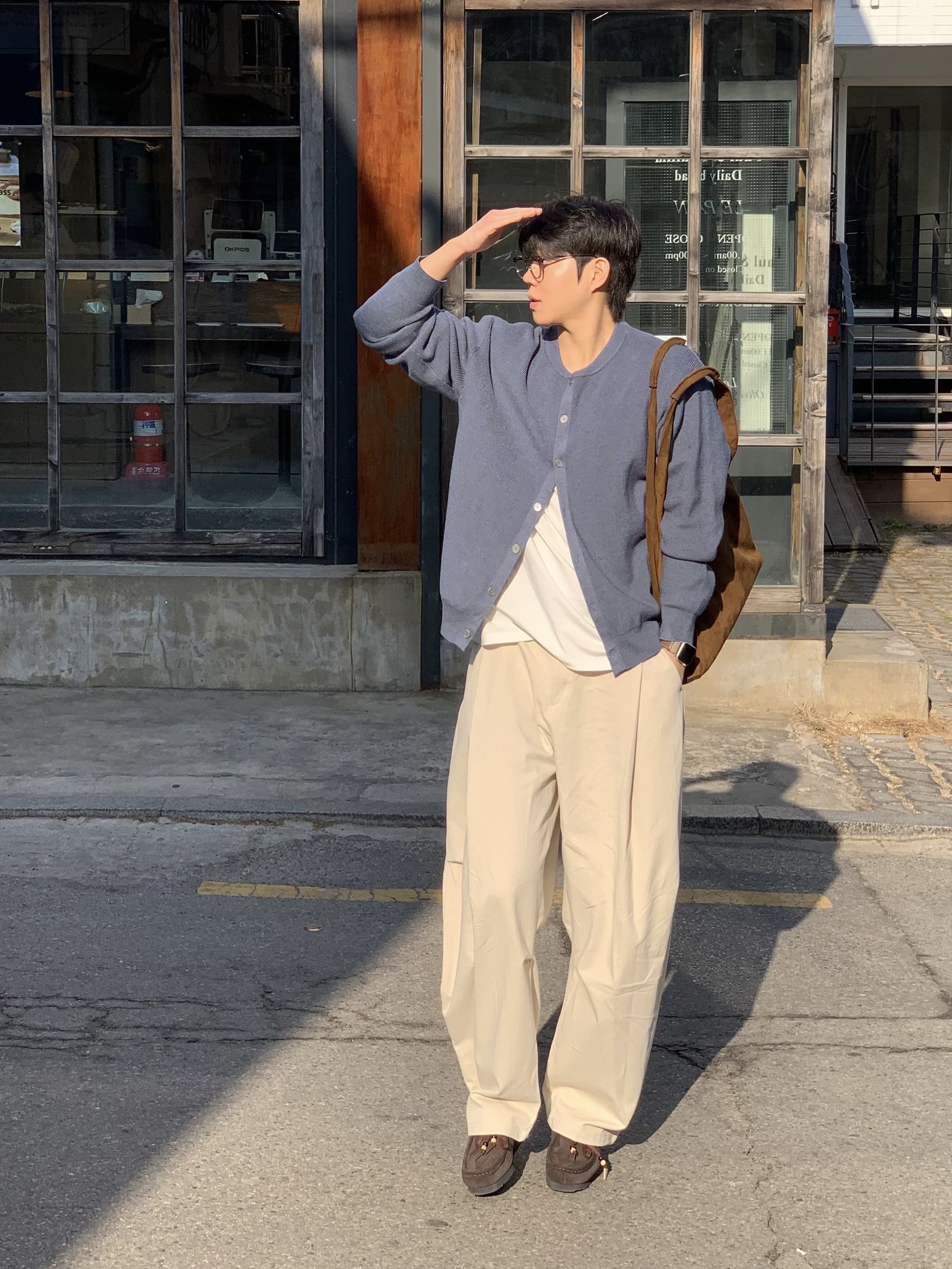 [프리오더] Polyteru Wallabee Shoes Star Dark brown 착용 스타일 - 1