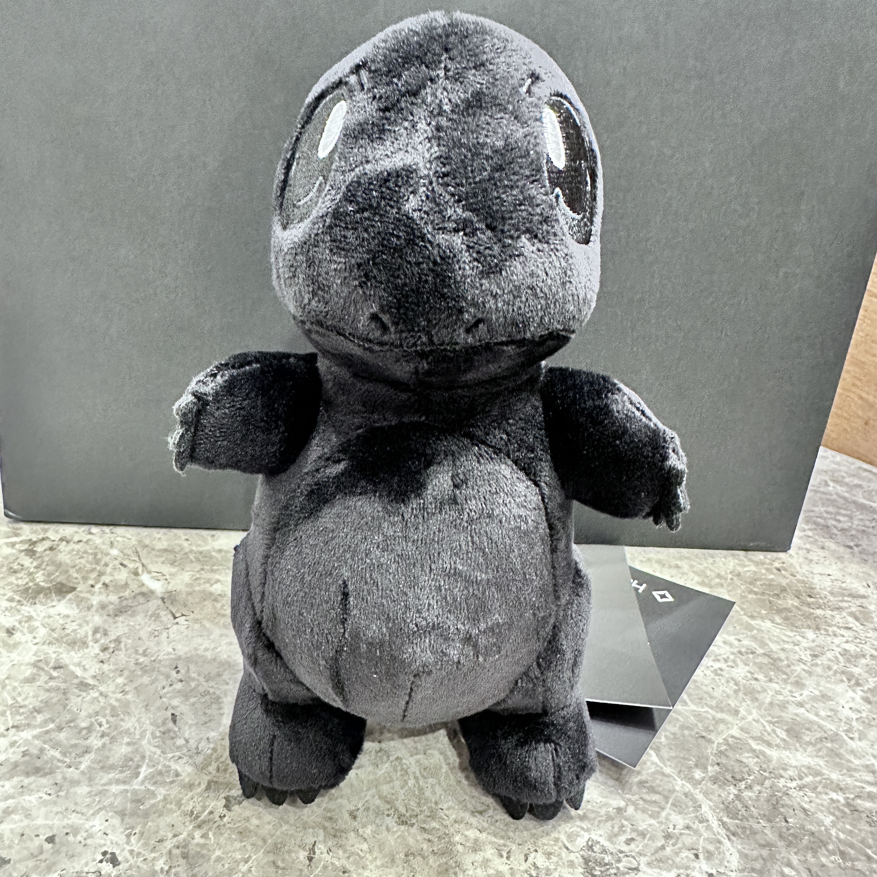 Fragment x Pokemon INN Thunderbolt Project TBP Plush Hitokage M Black 착용 스타일 - 2